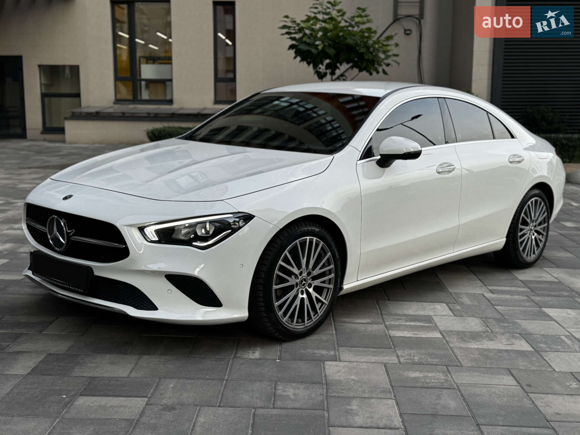 MERCEDES-BENZ CLA 200 2021