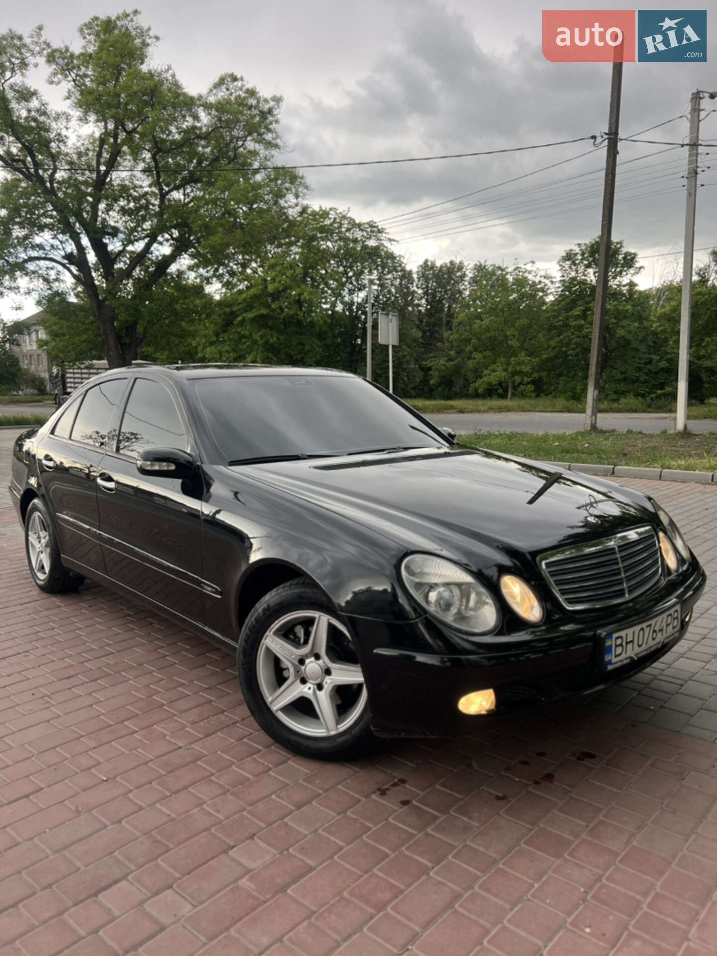 MERCEDES-BENZ E 200 CDI 2005