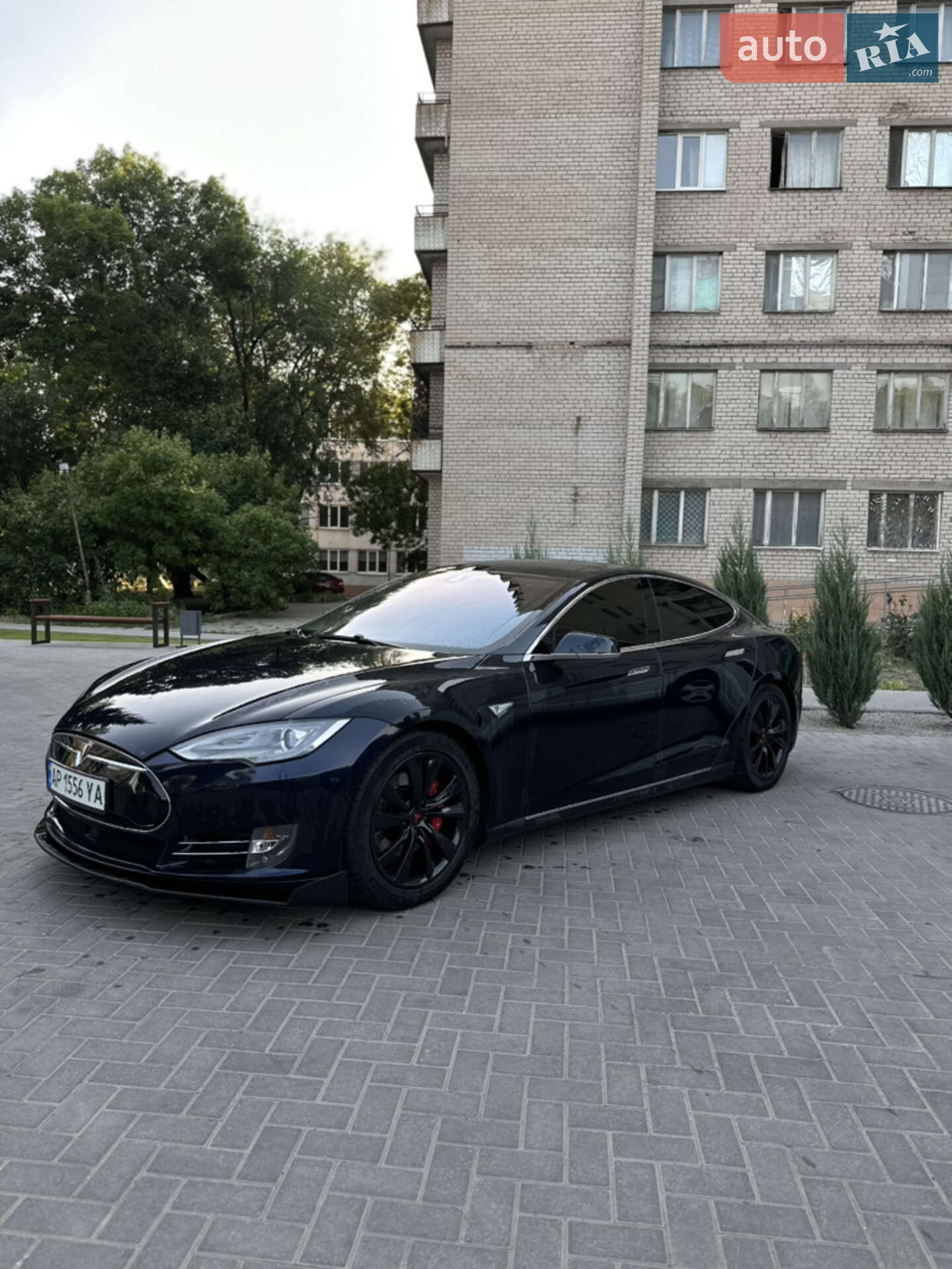 Tesla Model S 2014