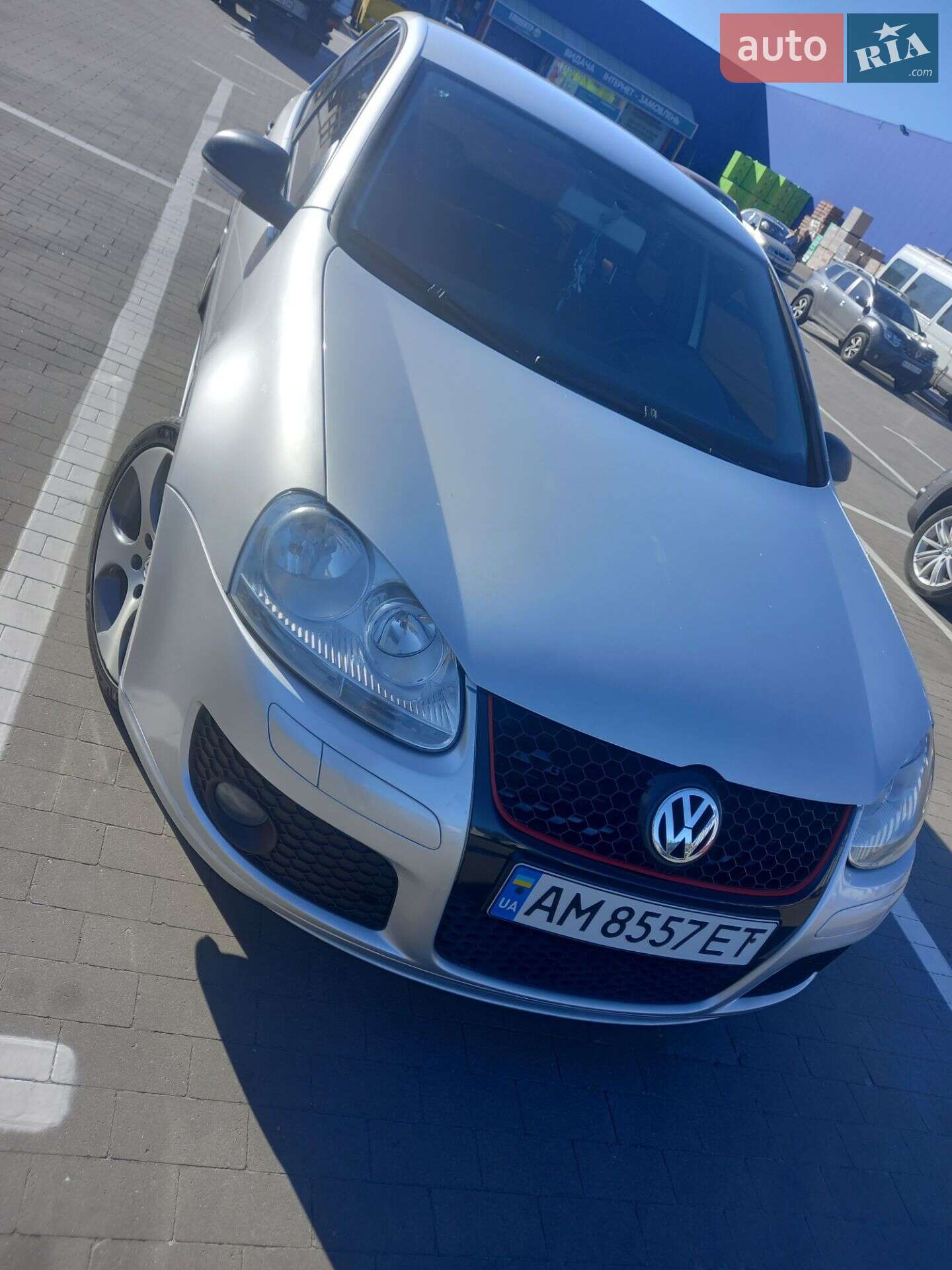 VOLKSWAGEN GOLF 2003