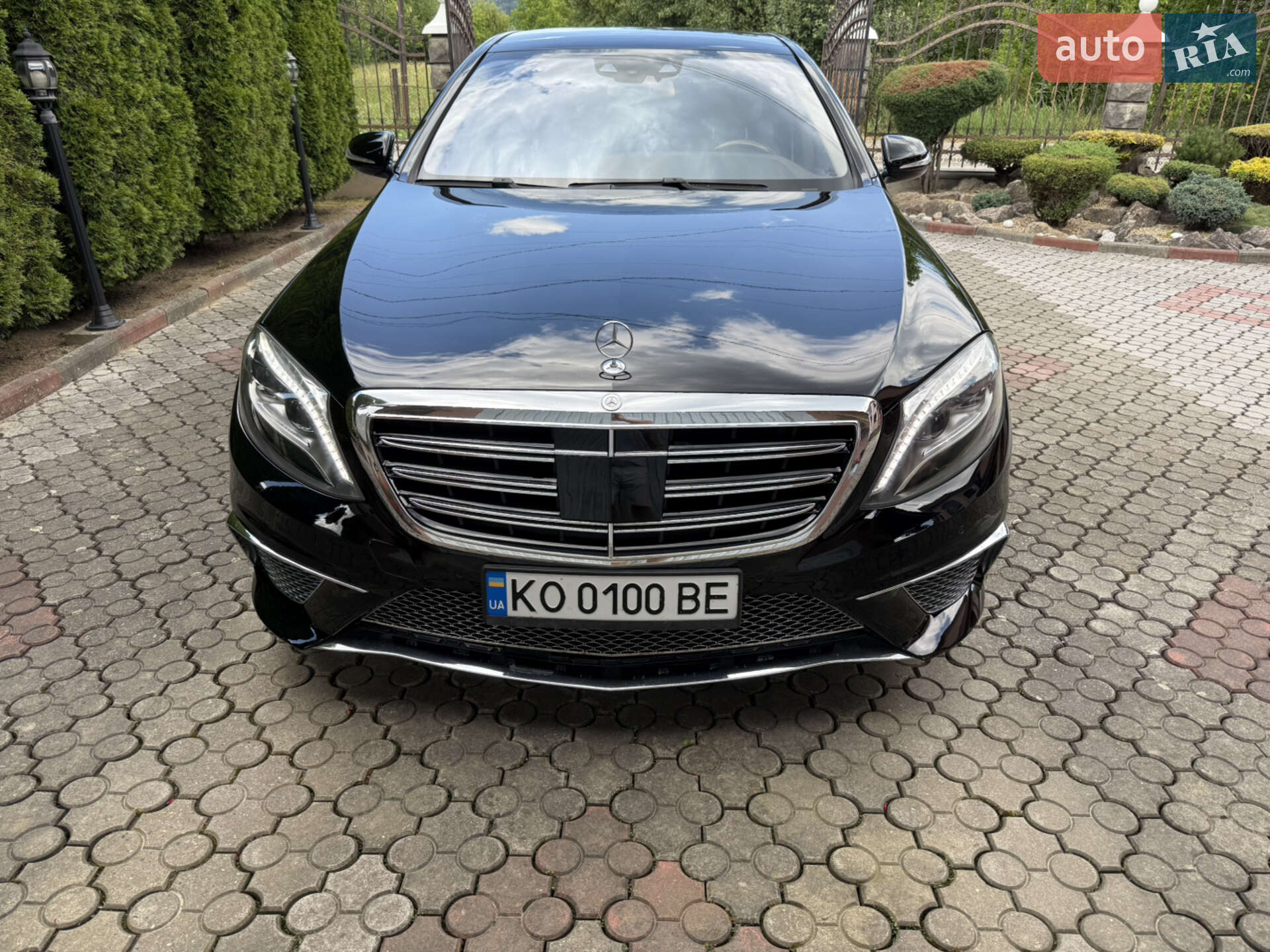 MERCEDES-BENZ S 550 2013