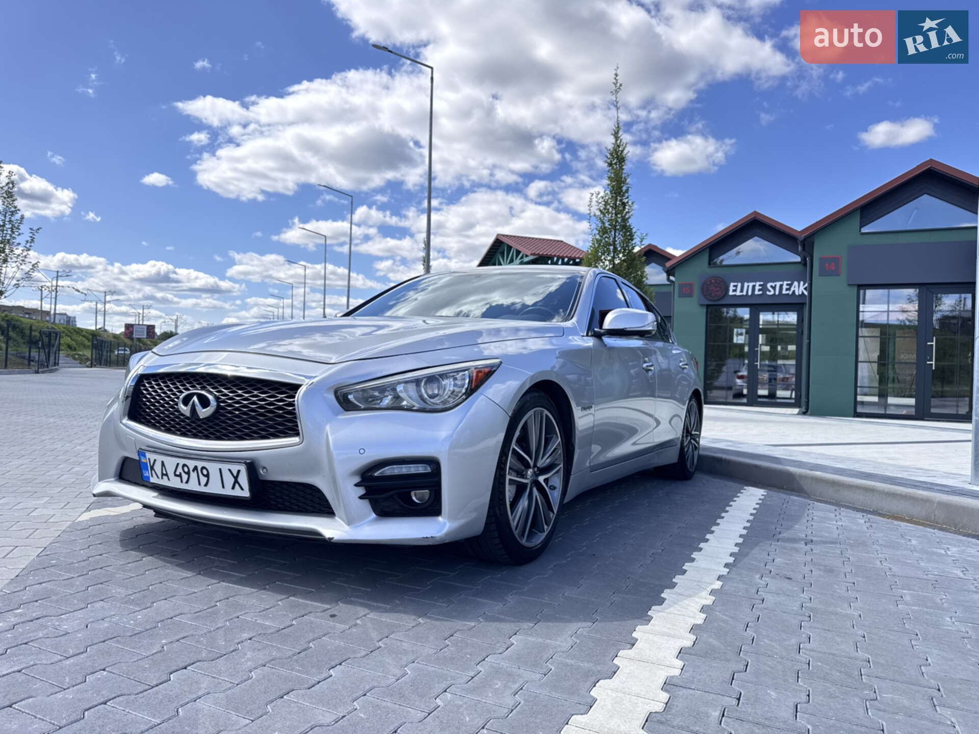 INFINITI Q50 2014