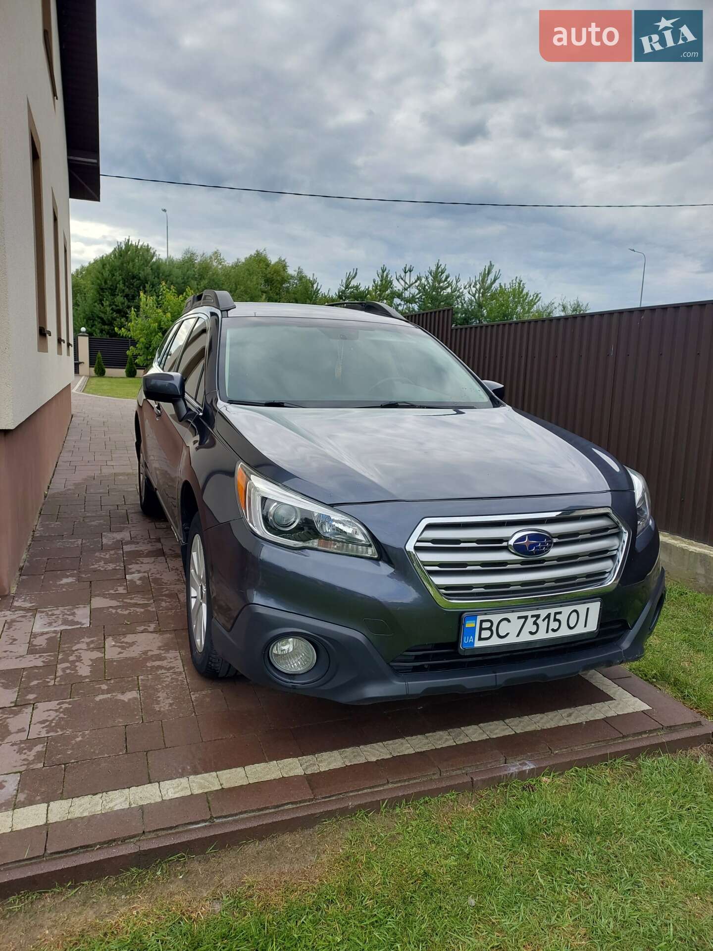 SUBARU OUTBACK 2015