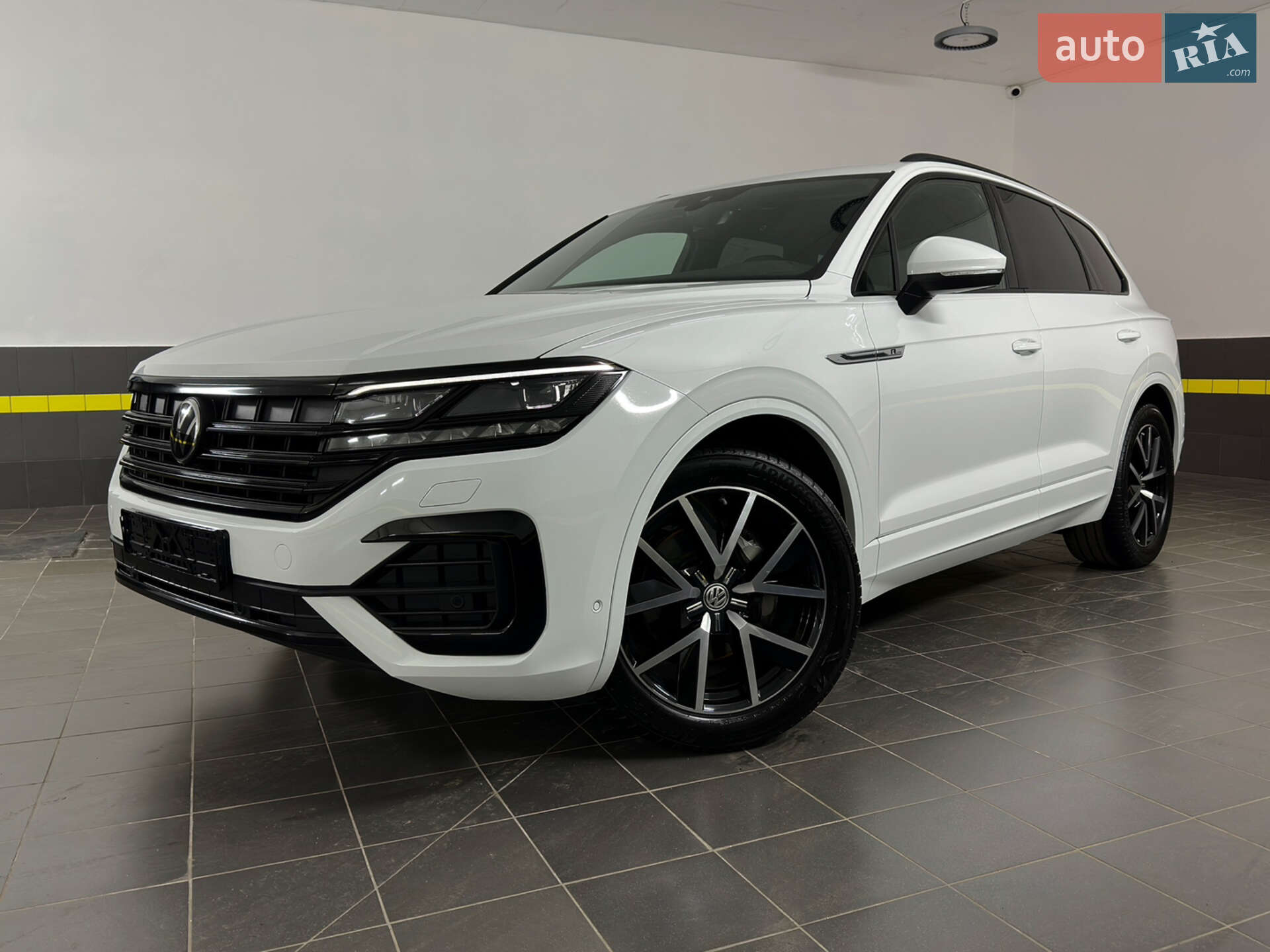 VOLKSWAGEN TOUAREG 2020