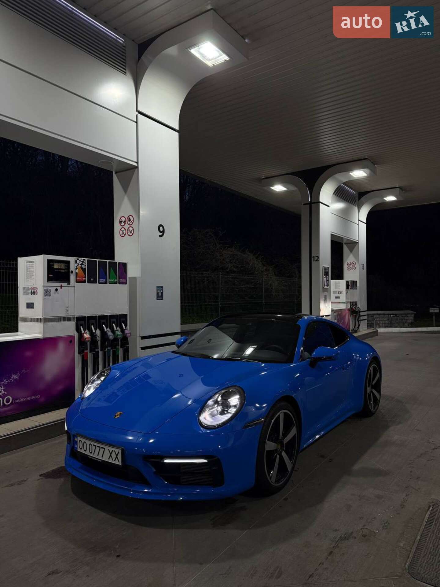 PORSCHE 911 2021