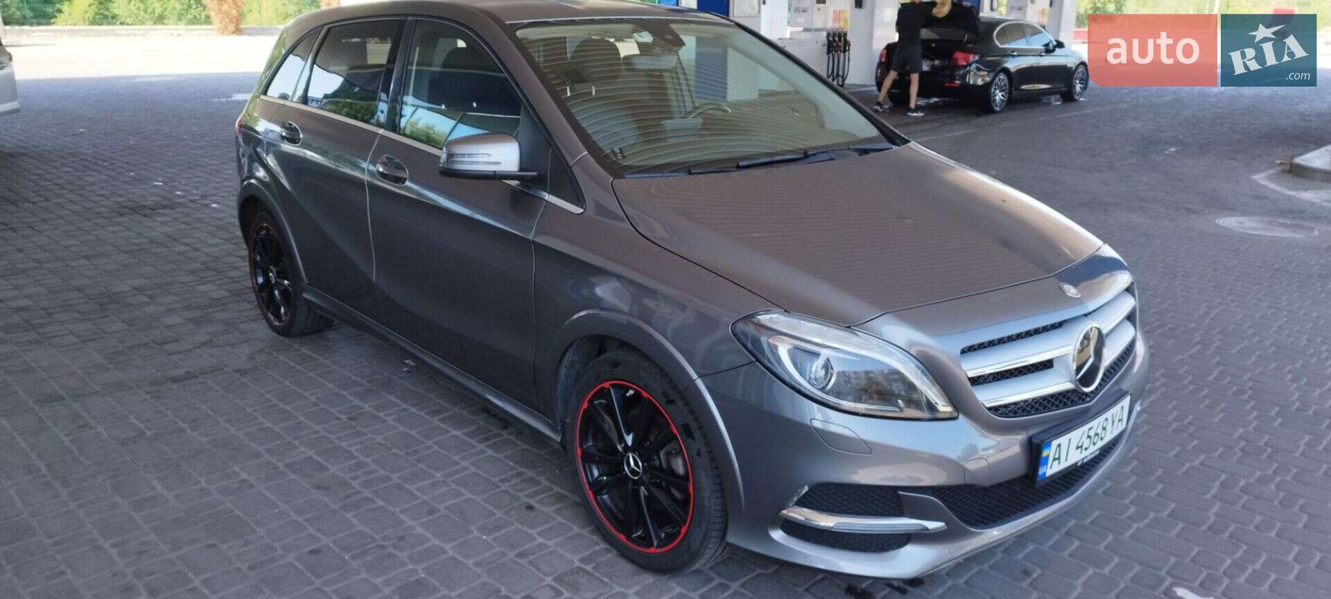 Mercedes-Benz B-Class 2015