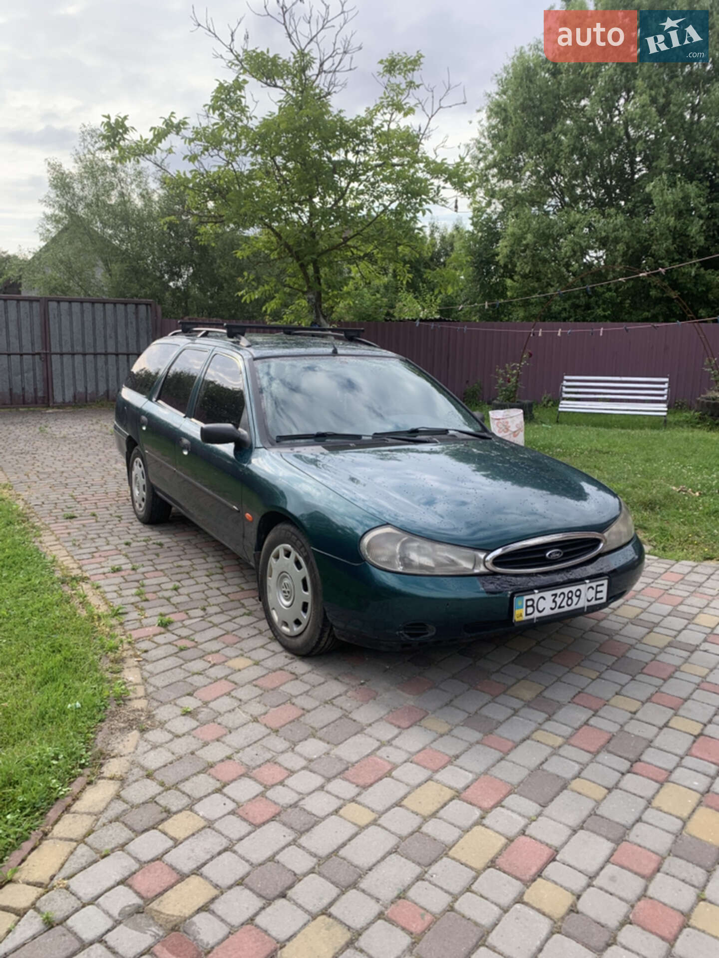 Головне фото звіту автомобіля FORD MONDEO 1997