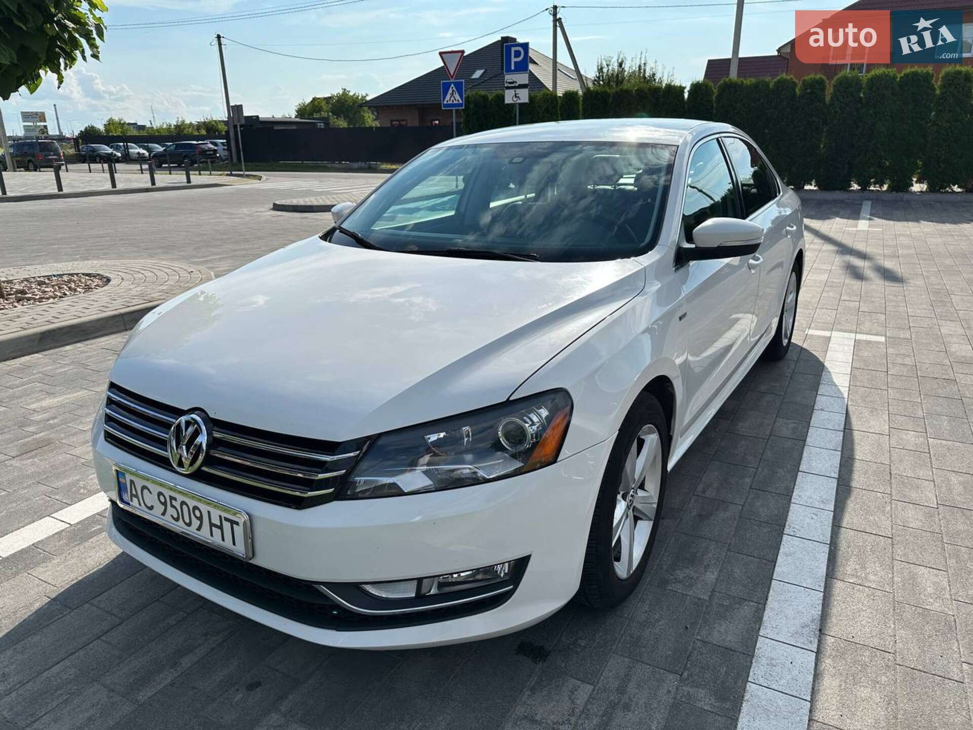 VOLKSWAGEN PASSAT 2015
