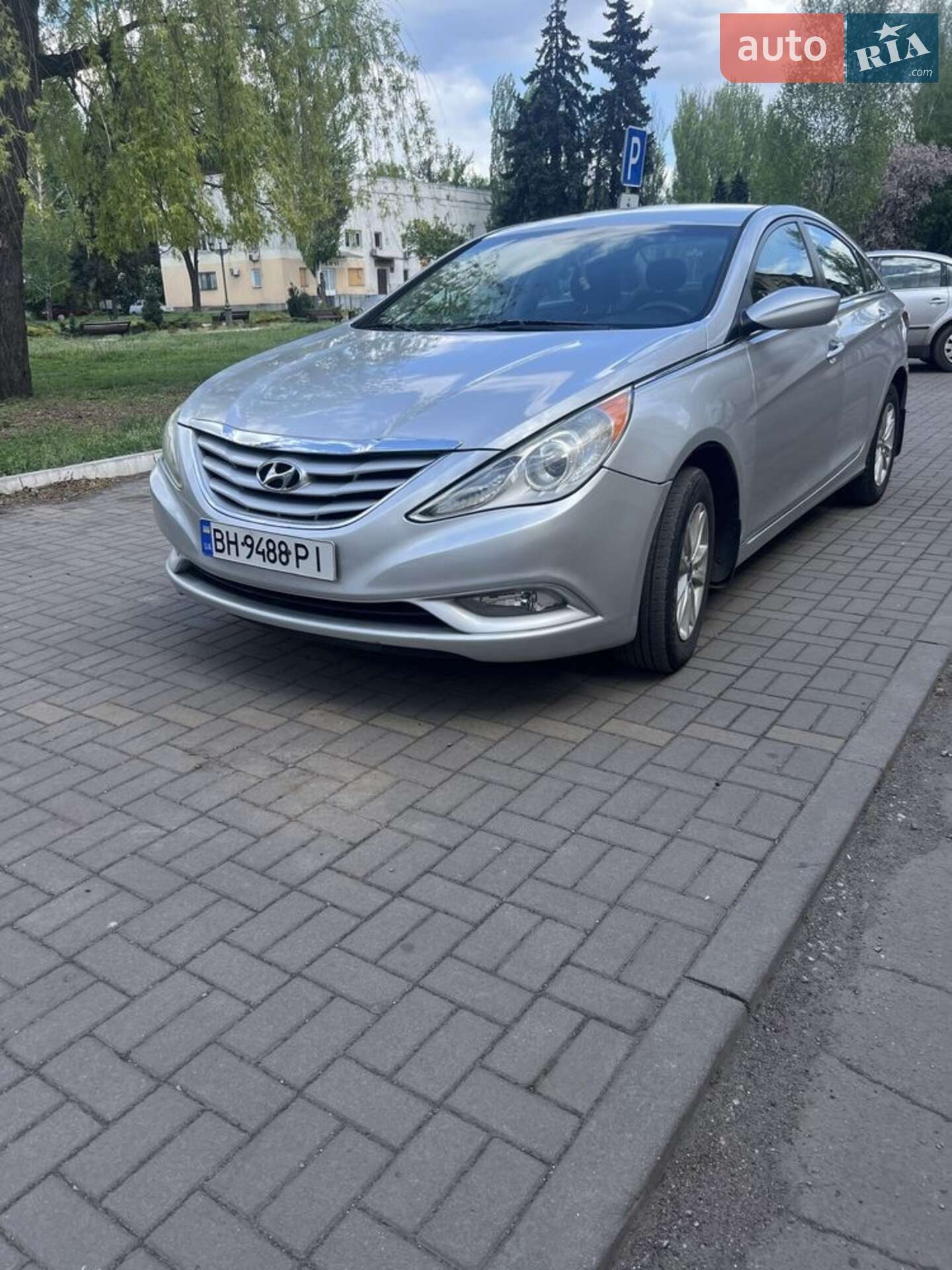 HYUNDAI SONATA 2012