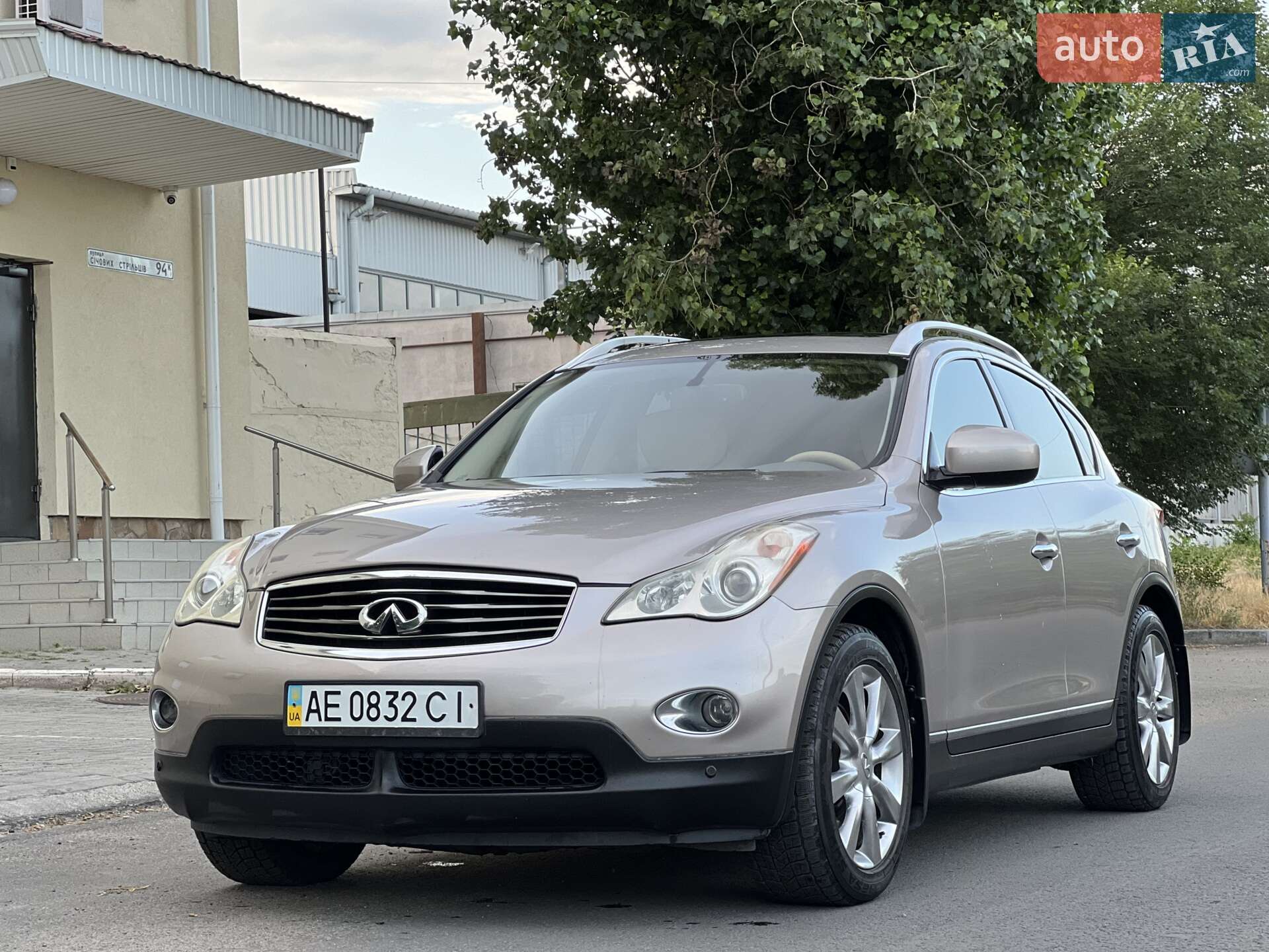Головне фото звіту автомобіля INFINITI EX35 2008