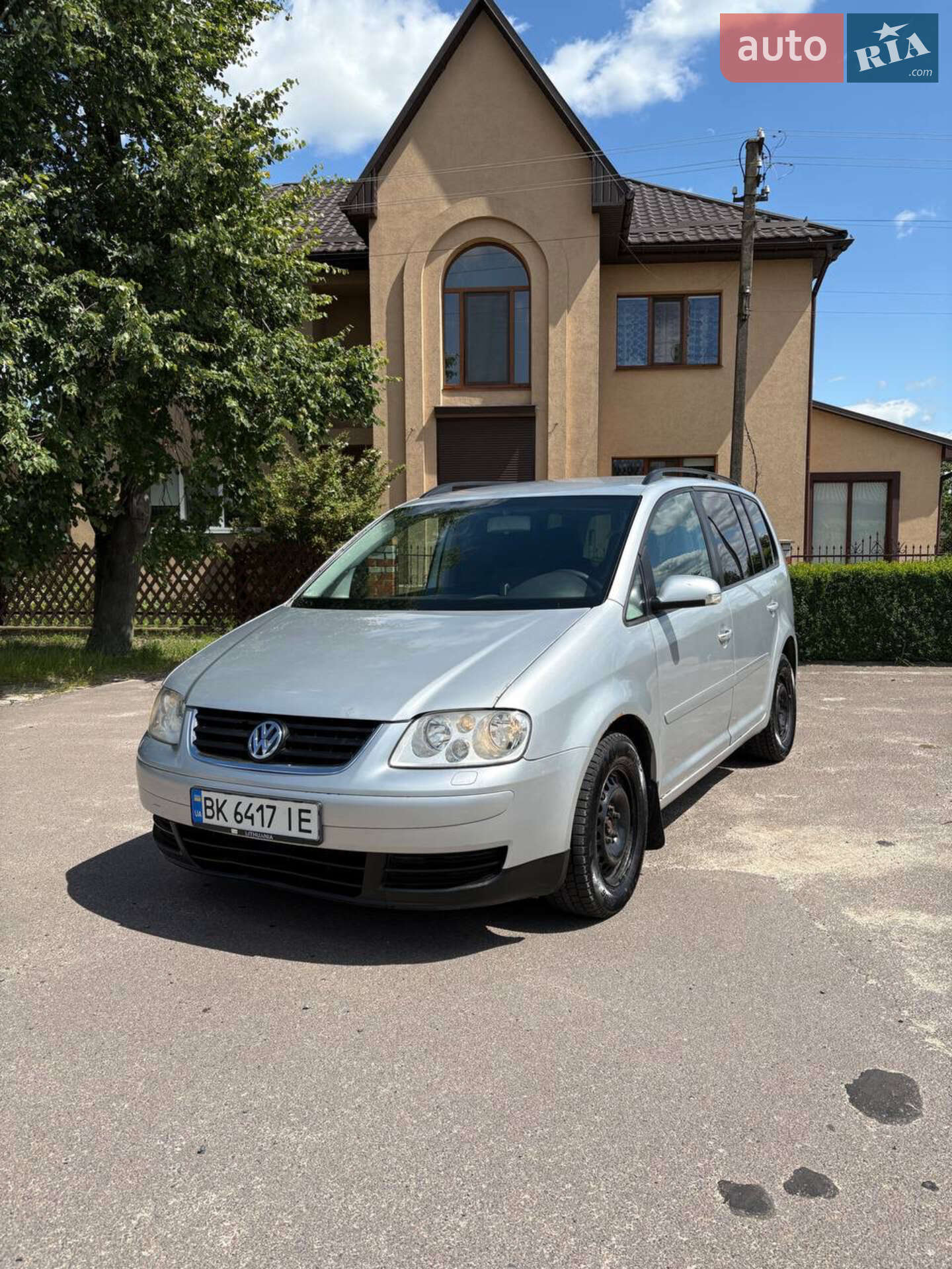 VOLKSWAGEN TOURAN 2003