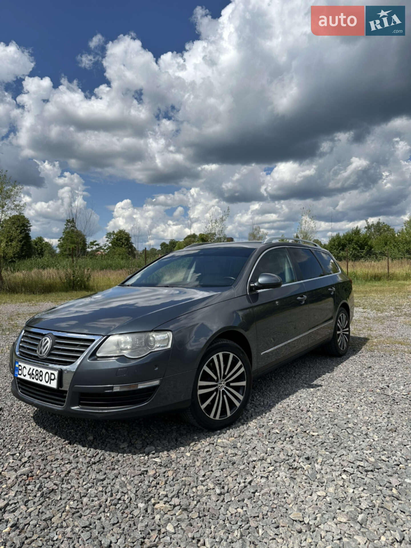 VOLKSWAGEN PASSAT 2009