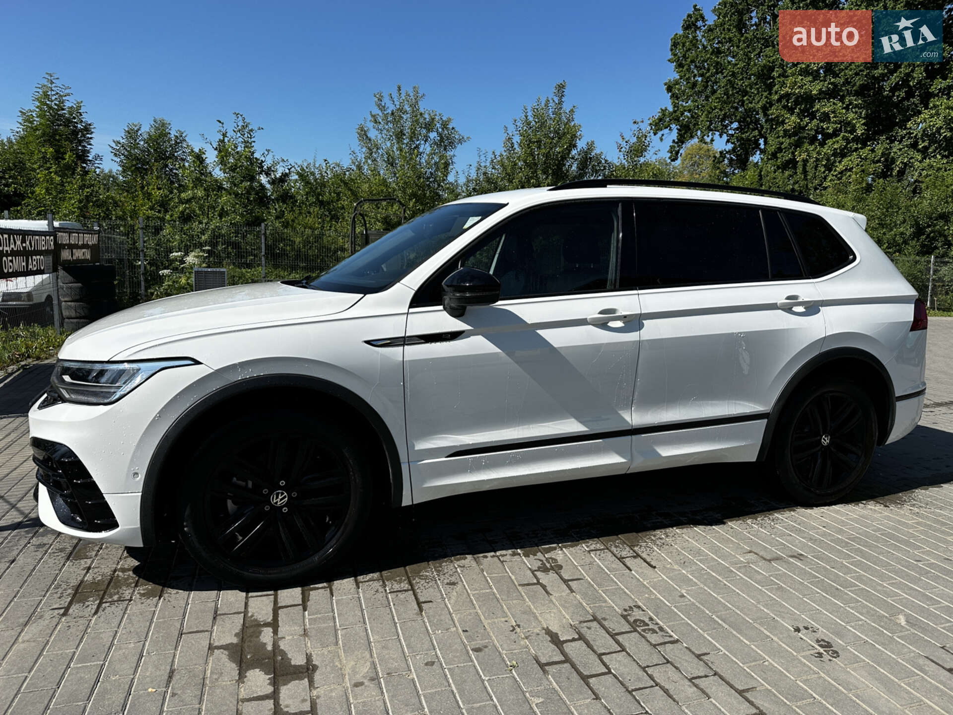 VOLKSWAGEN TIGUAN 2021