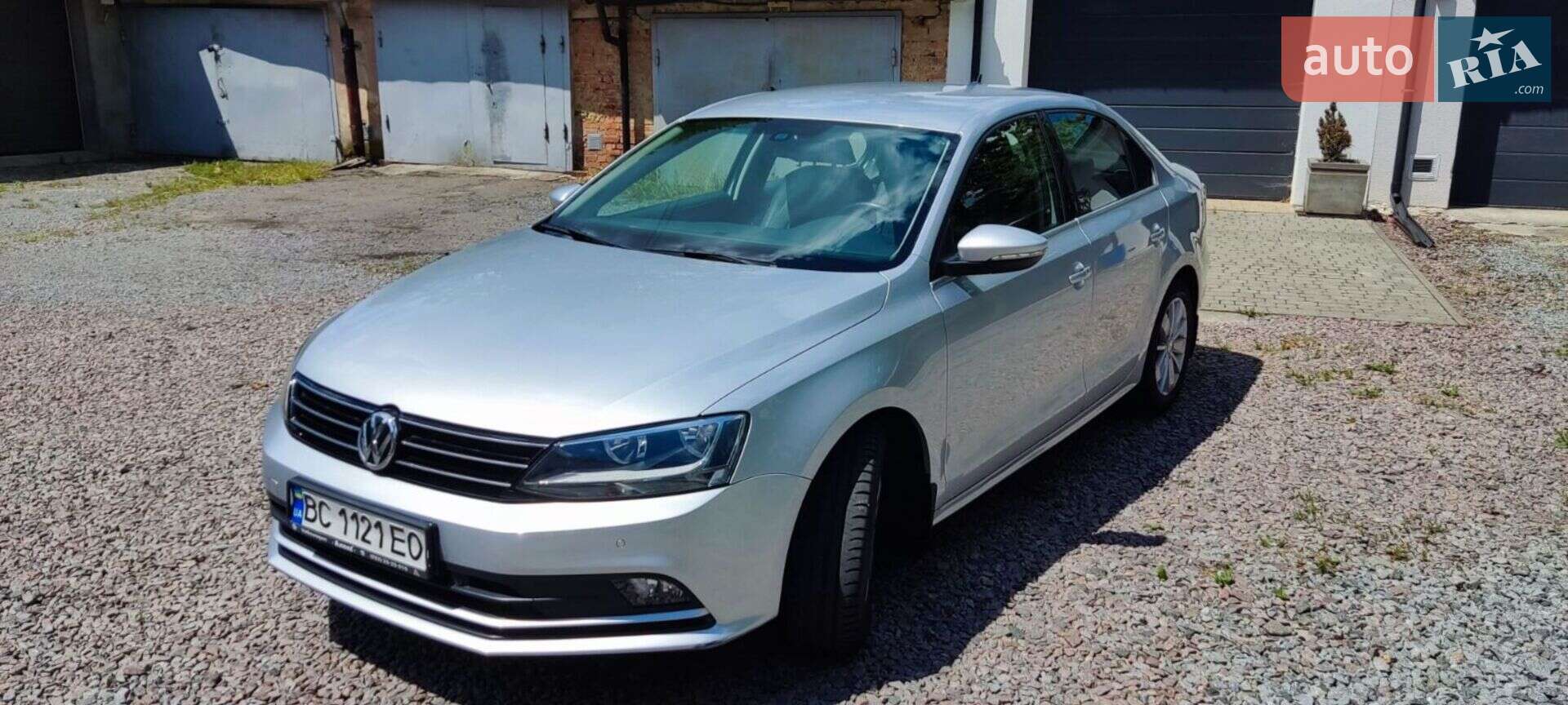 VOLKSWAGEN JETTA 2016