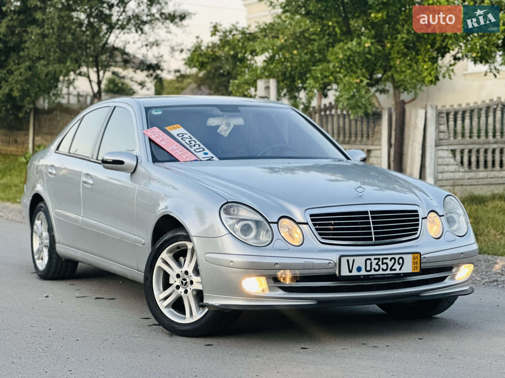 Mercedes-Benz E-Class 2002