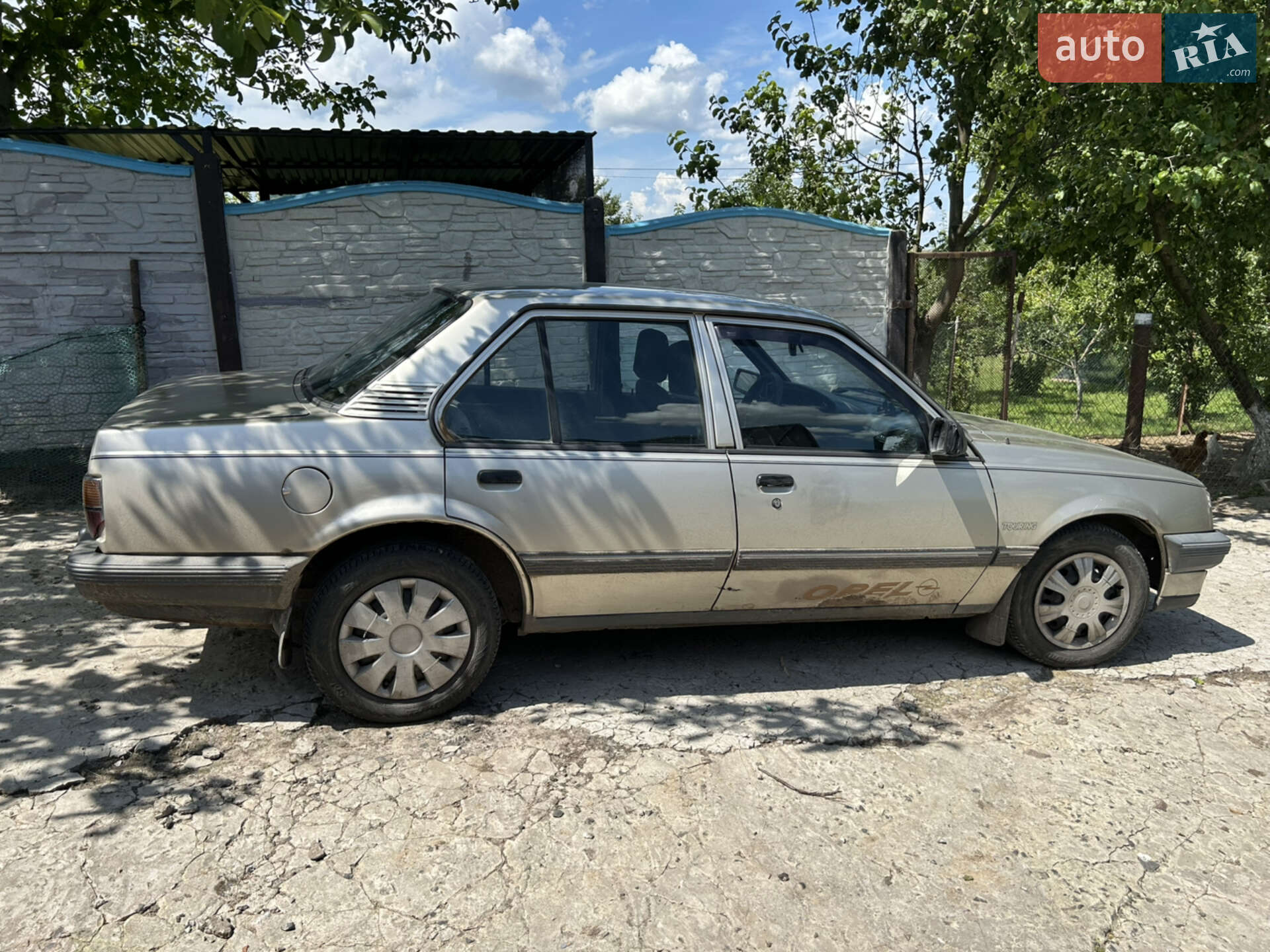 OPEL ASCONA 1988