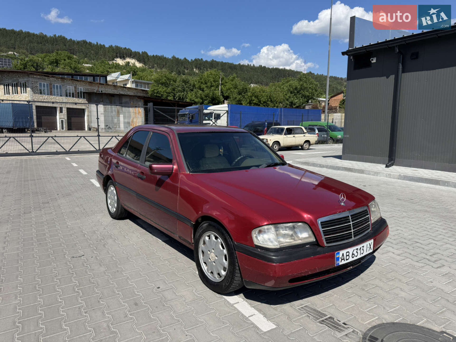 MERCEDES-BENZ 180C 1995