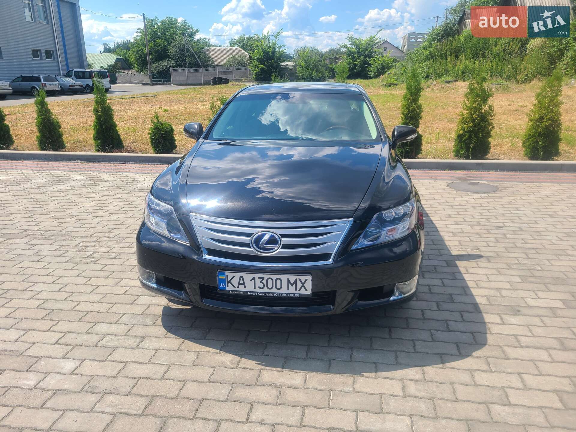 LEXUS LS 600H L 2011