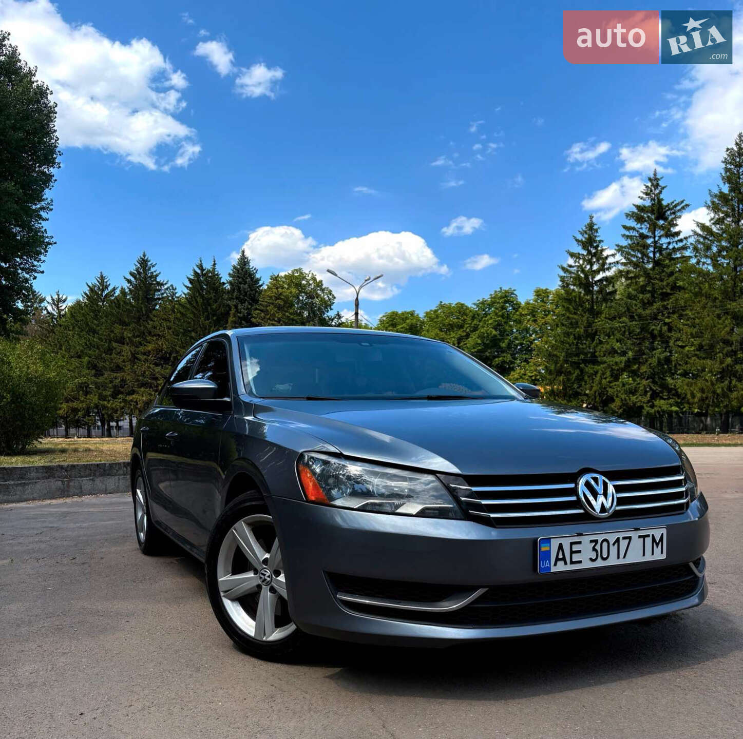 VOLKSWAGEN PASSAT 2013