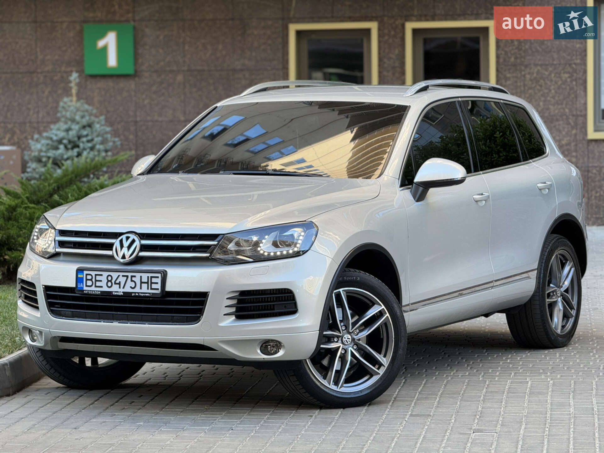 VOLKSWAGEN TOUAREG 2012