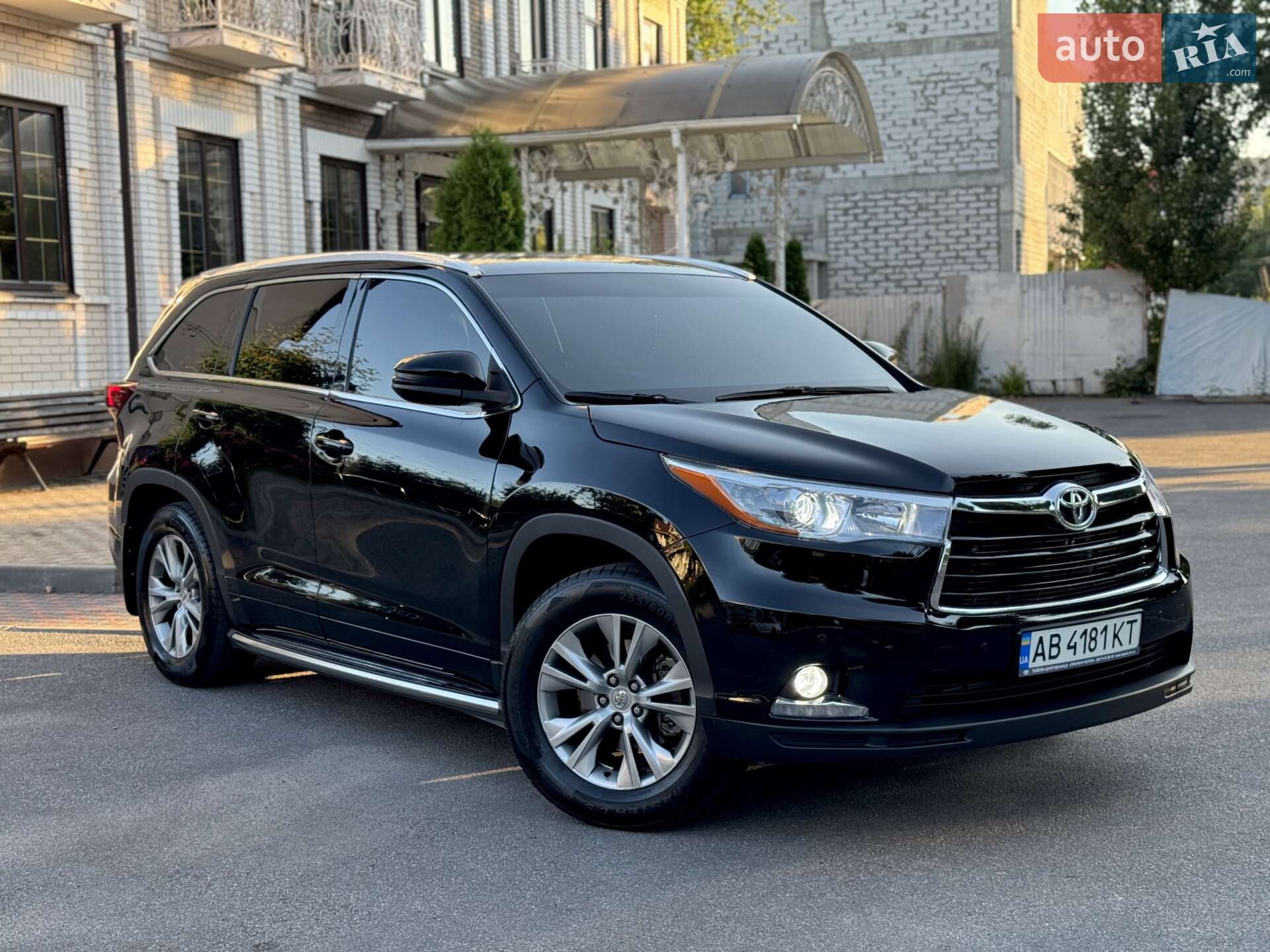 TOYOTA HIGHLANDER 2015