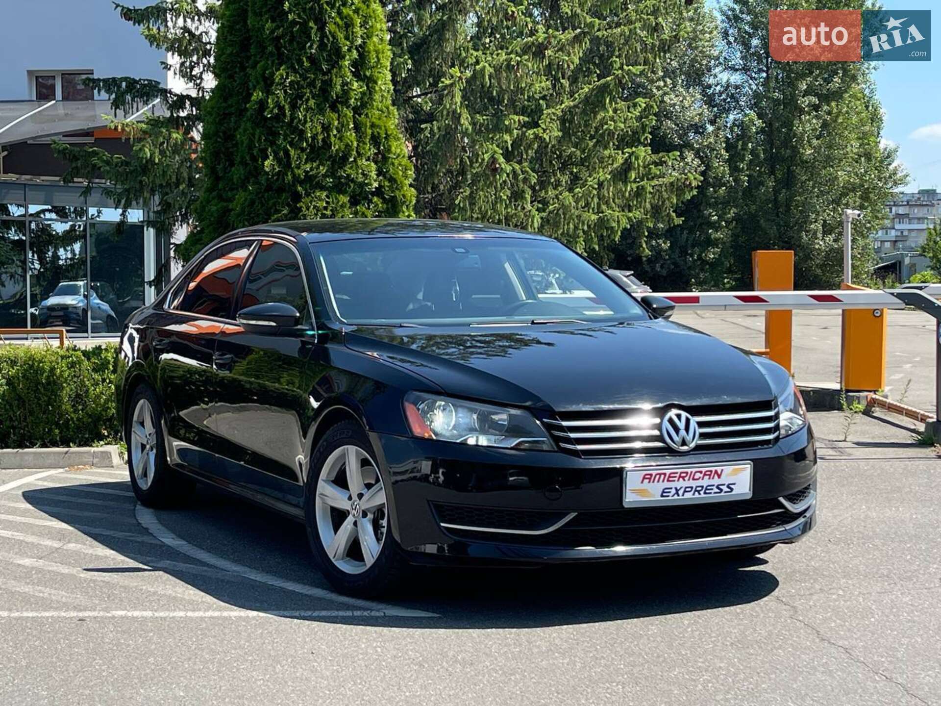 VOLKSWAGEN PASSAT 2012