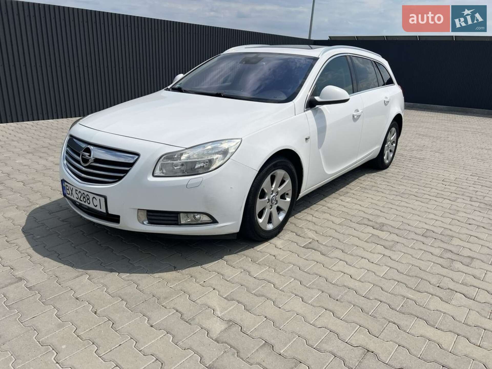 OPEL INSIGNIA 2012