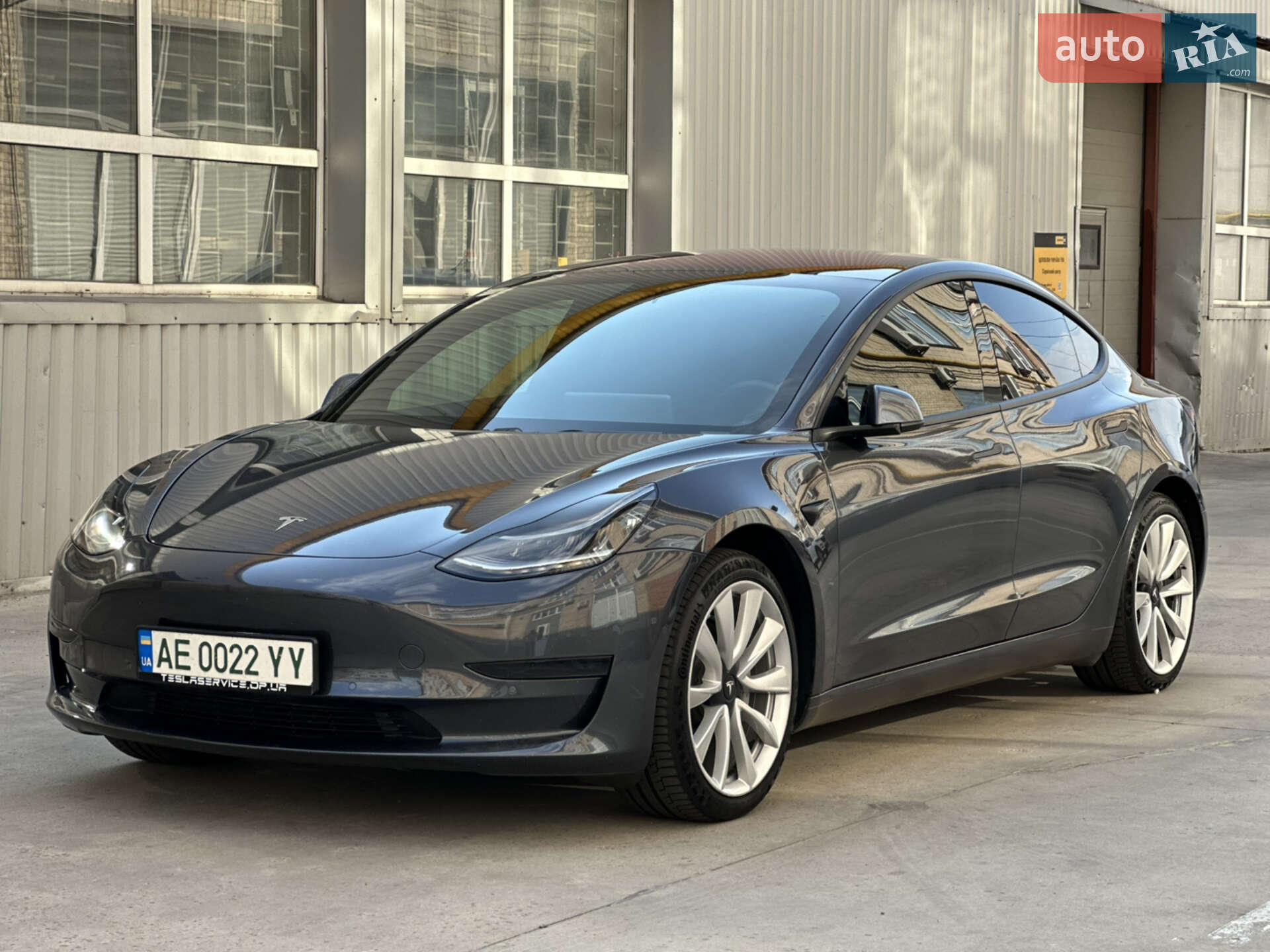 TESLA MODEL 3 2019