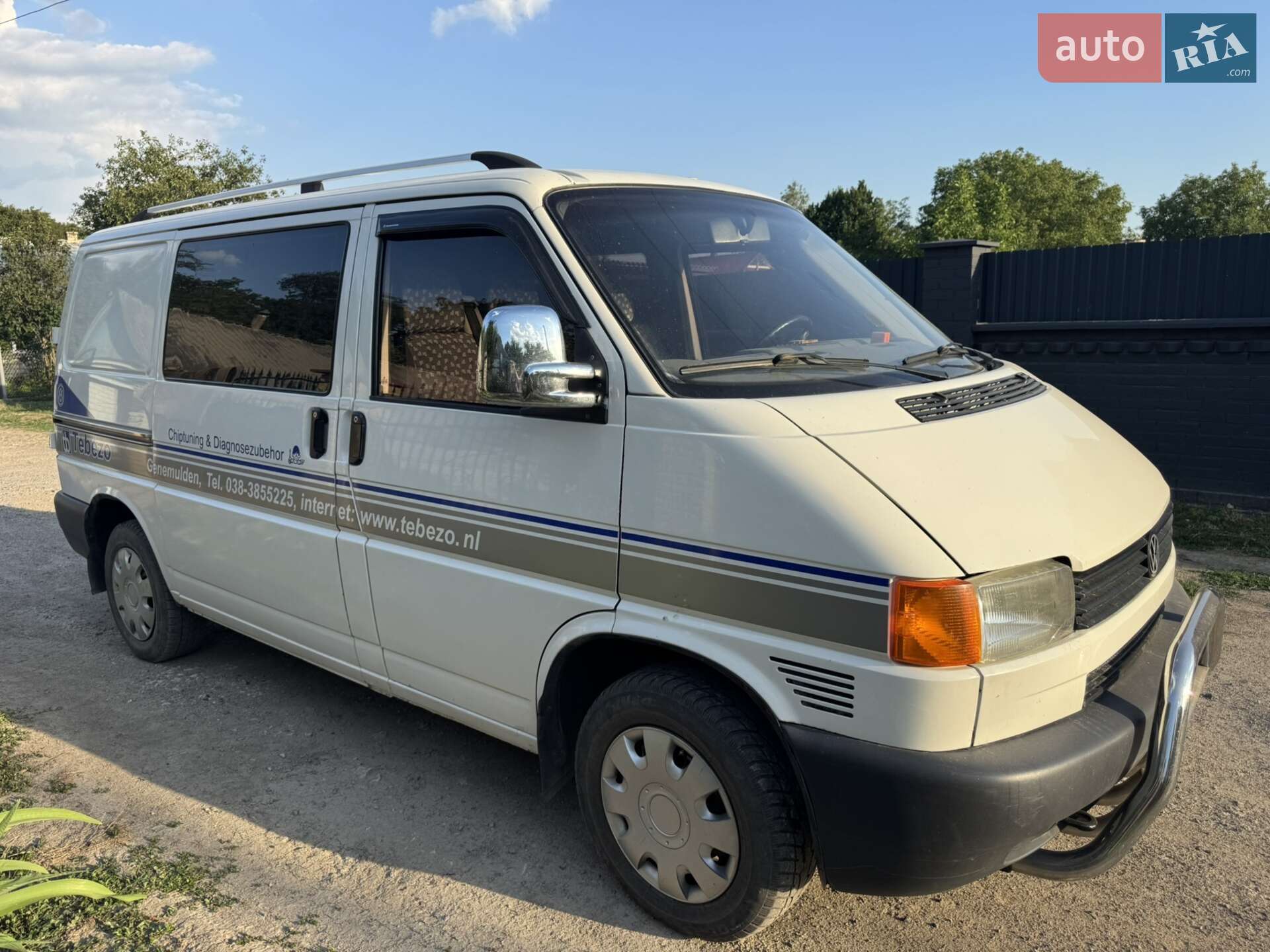 VOLKSWAGEN TRANSPORTER 2000