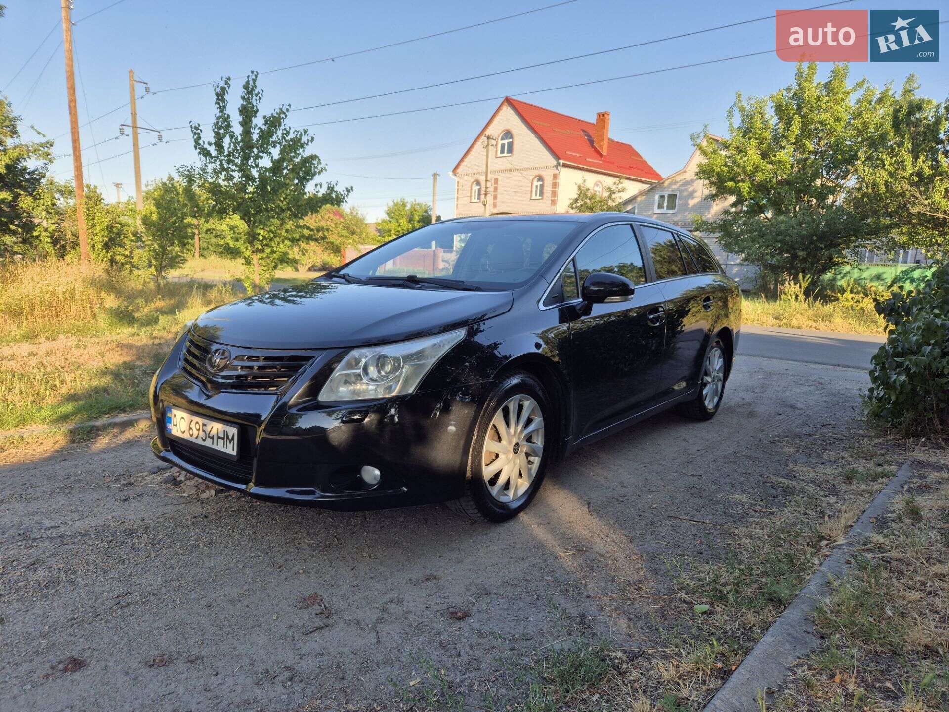 Toyota Avensis 2011