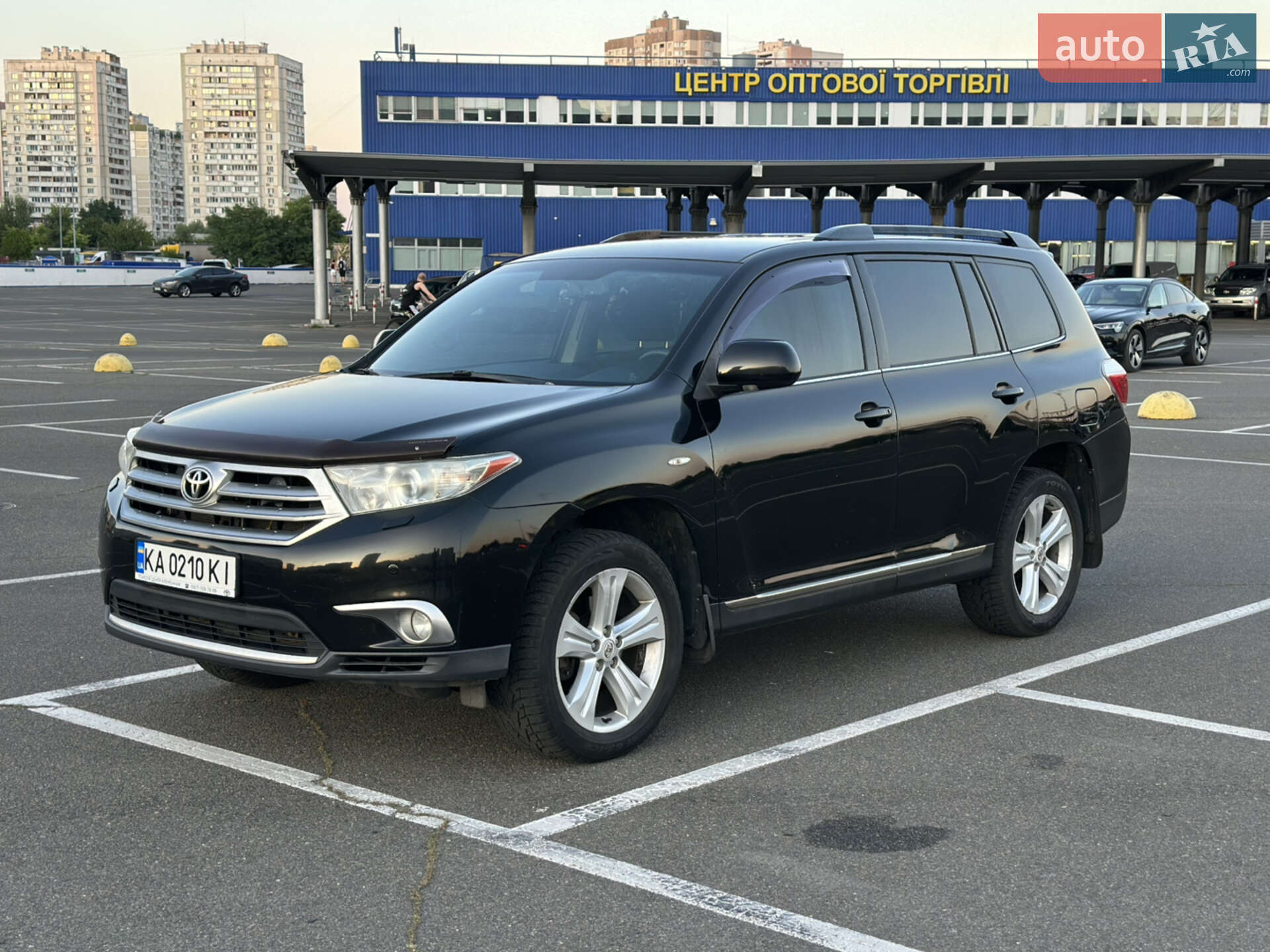 TOYOTA HIGHLANDER 2011