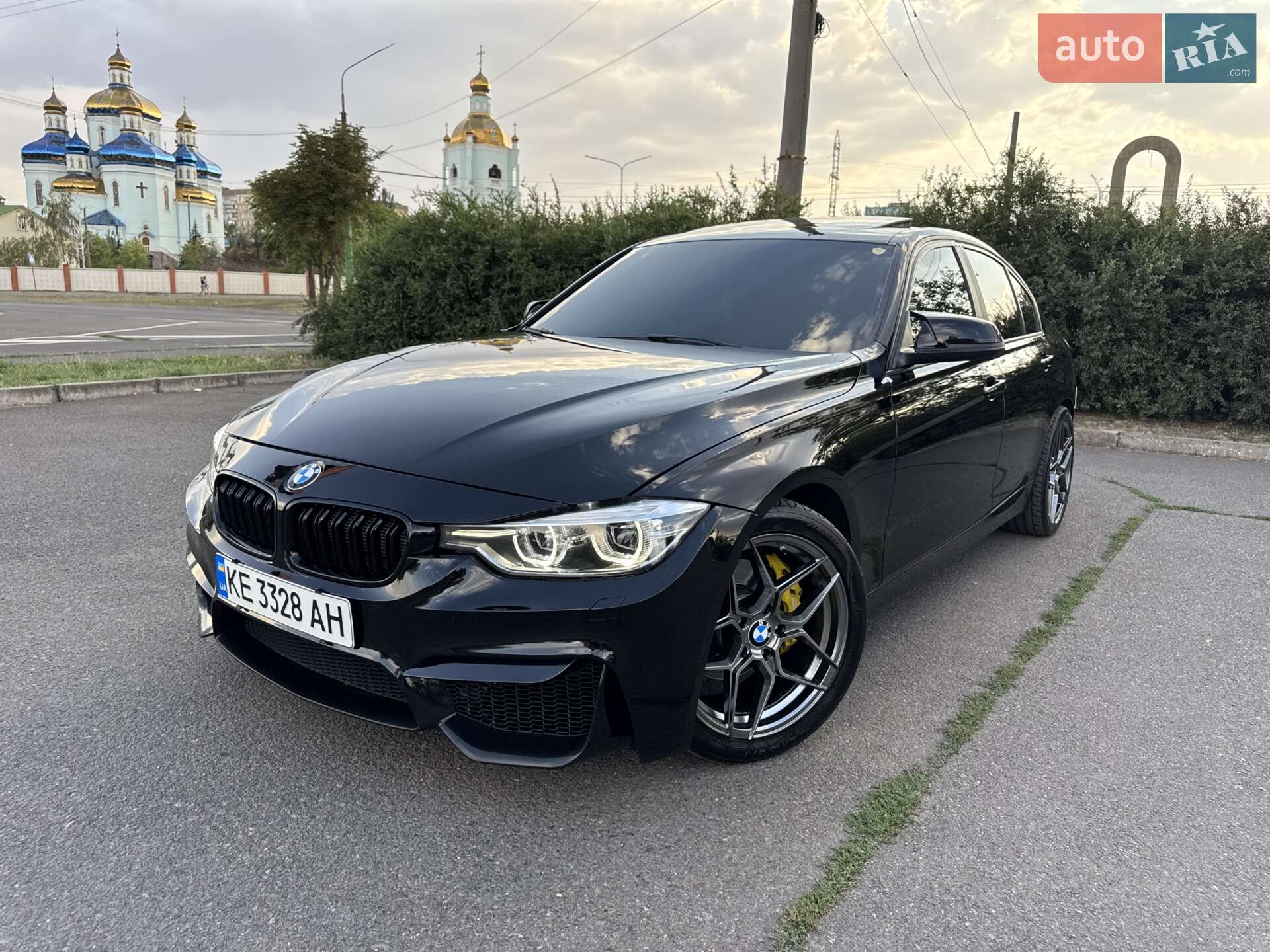 Головне фото звіту автомобіля BMW 328I 2015