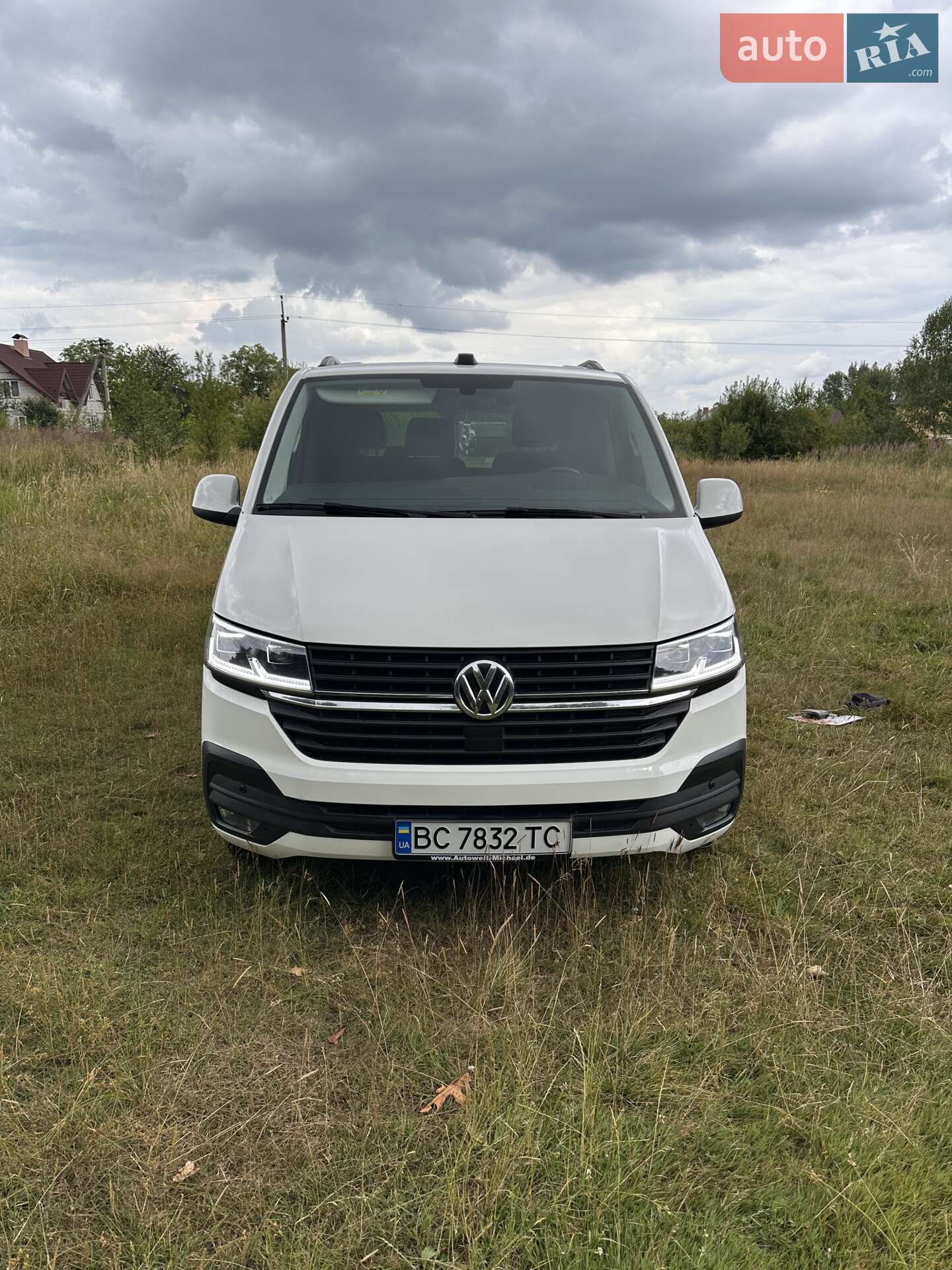 VOLKSWAGEN TRANSPORTER 2020