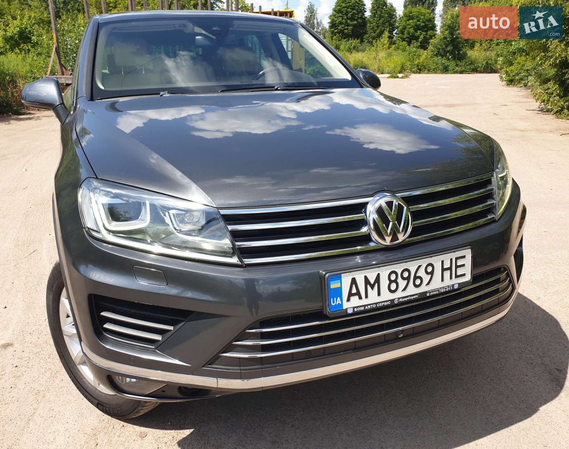 VOLKSWAGEN TOUAREG 2015