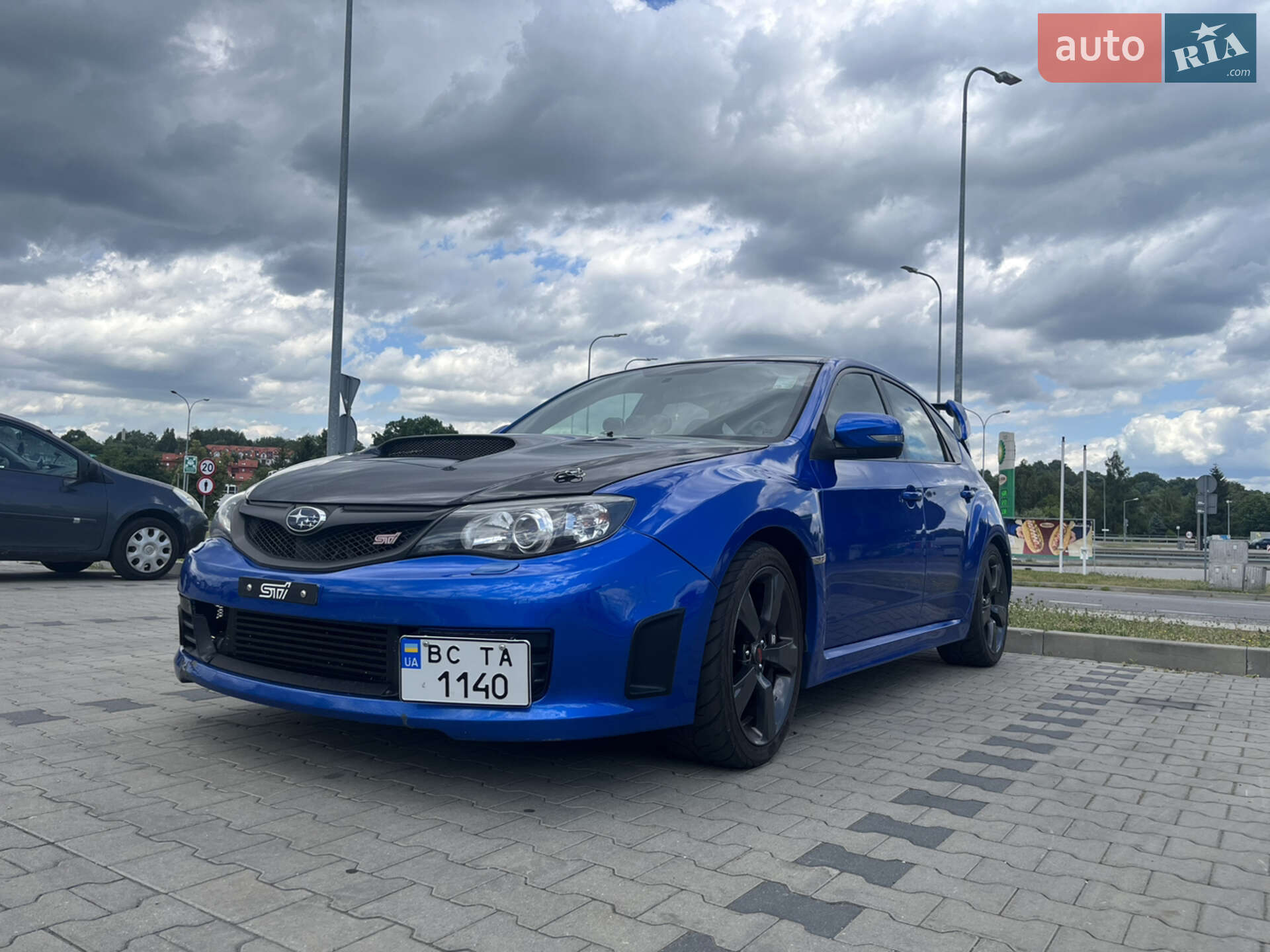 SUBARU IMPREZA