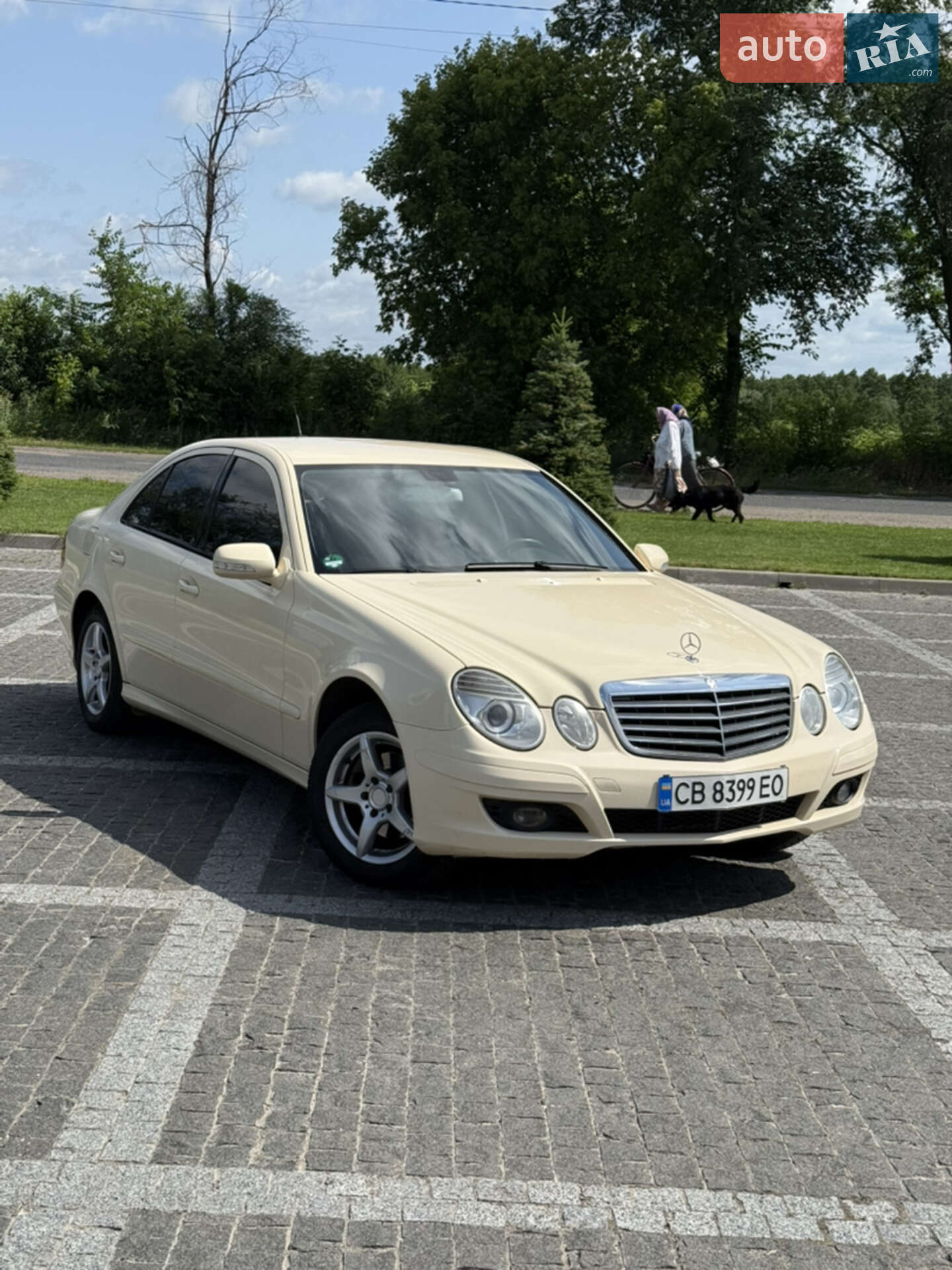 Головне фото звіту автомобіля MERCEDES-BENZ E 200 2008