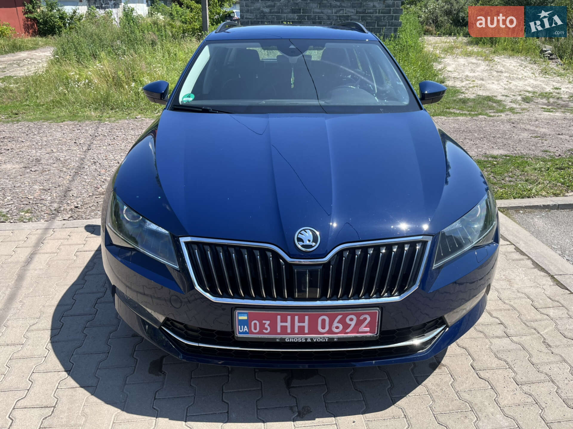 SKODA SUPERB 2017