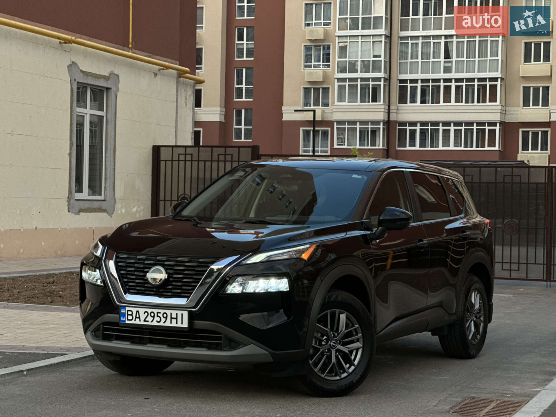 NISSAN ROGUE 2022