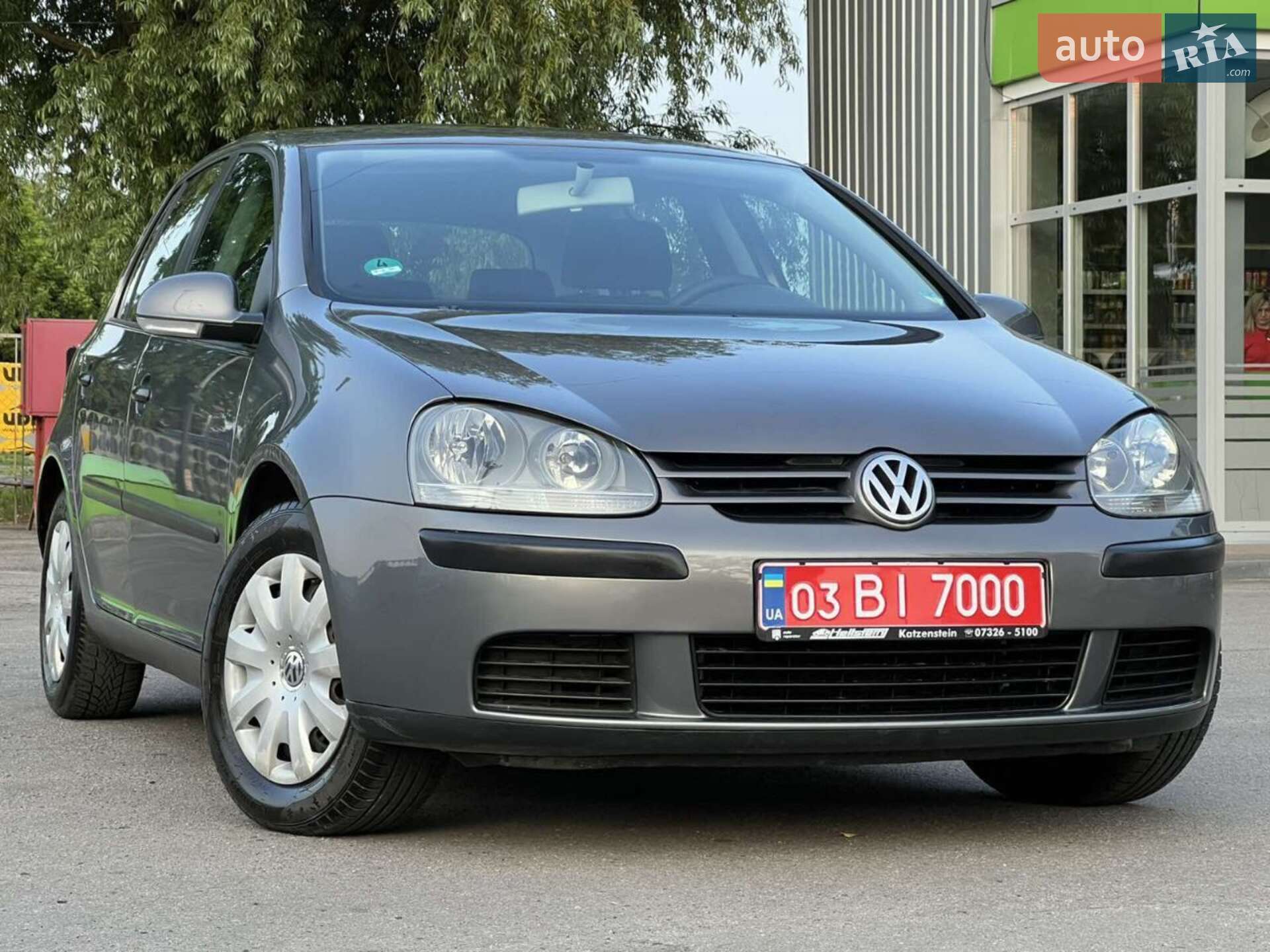 VOLKSWAGEN GOLF 2004
