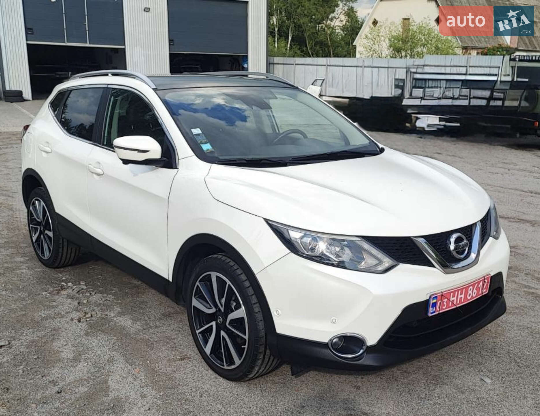 Головне фото звіту автомобіля NISSAN QASHQAI 2015
