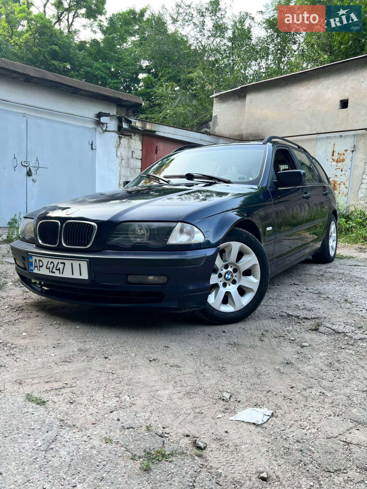 Головне фото звіту автомобіля BMW 320D 2001