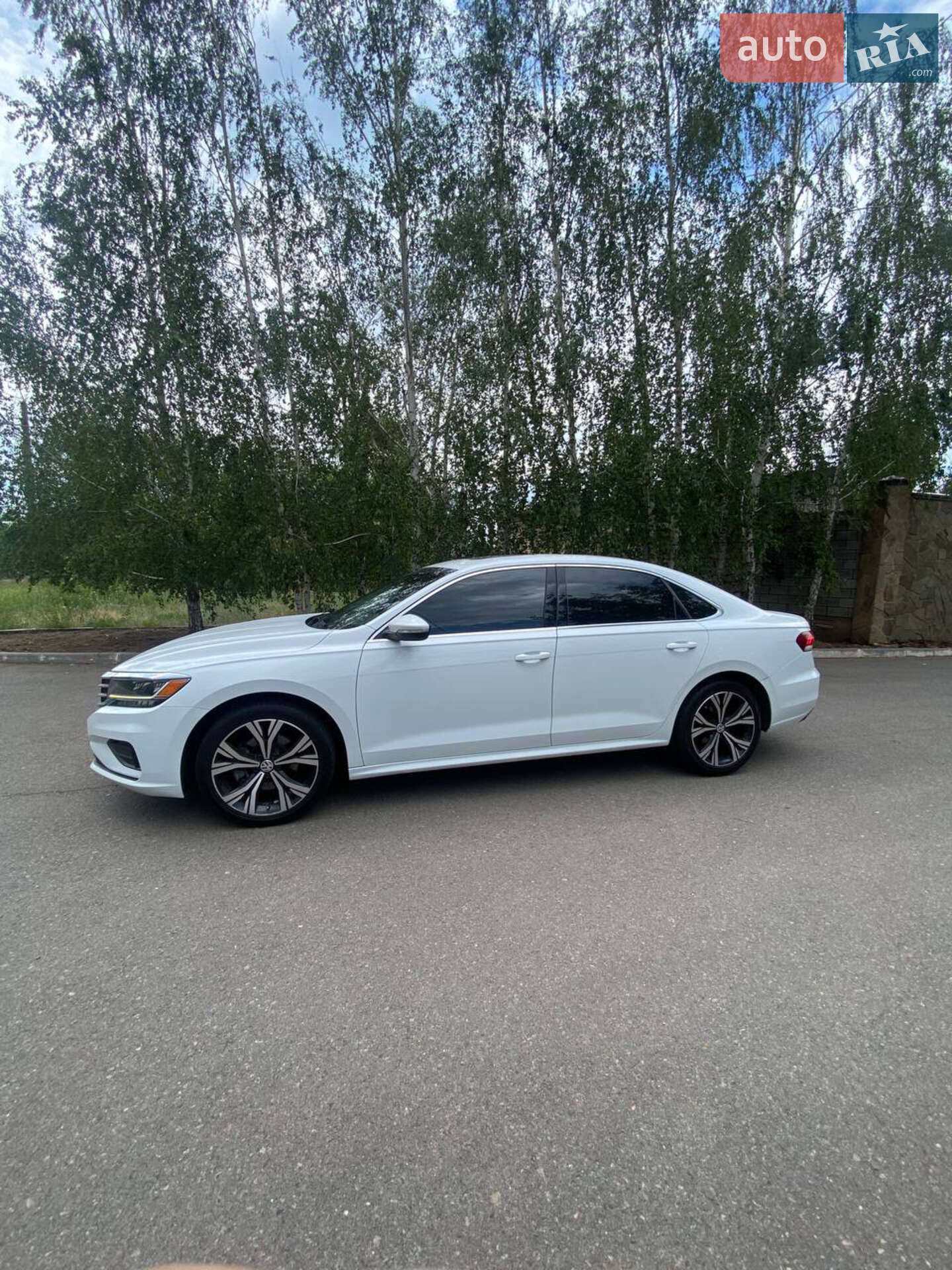 VOLKSWAGEN PASSAT 2020