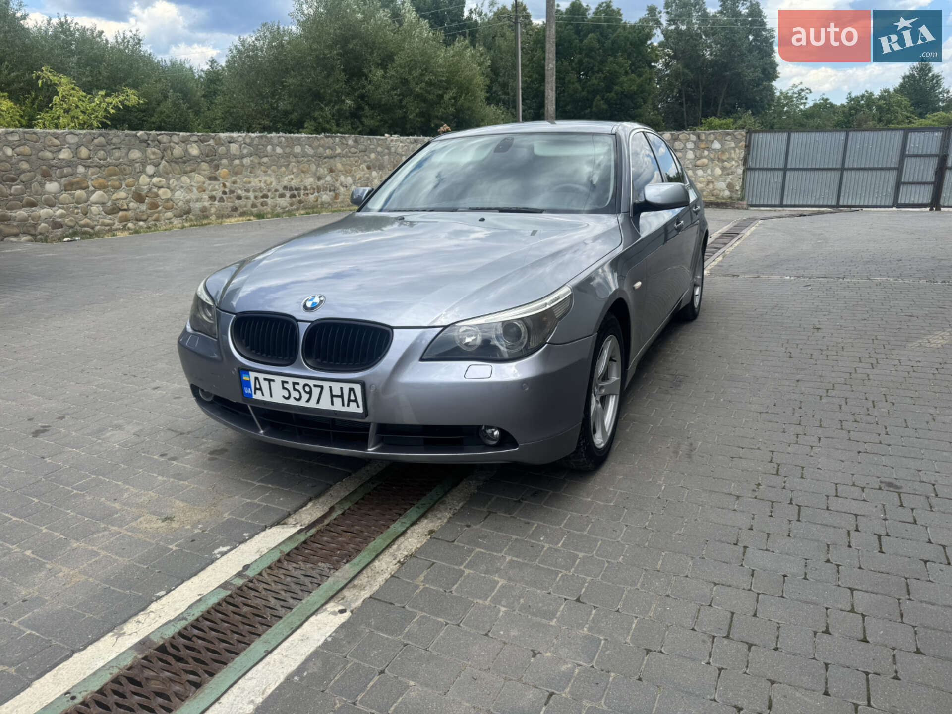 BMW 530 2004