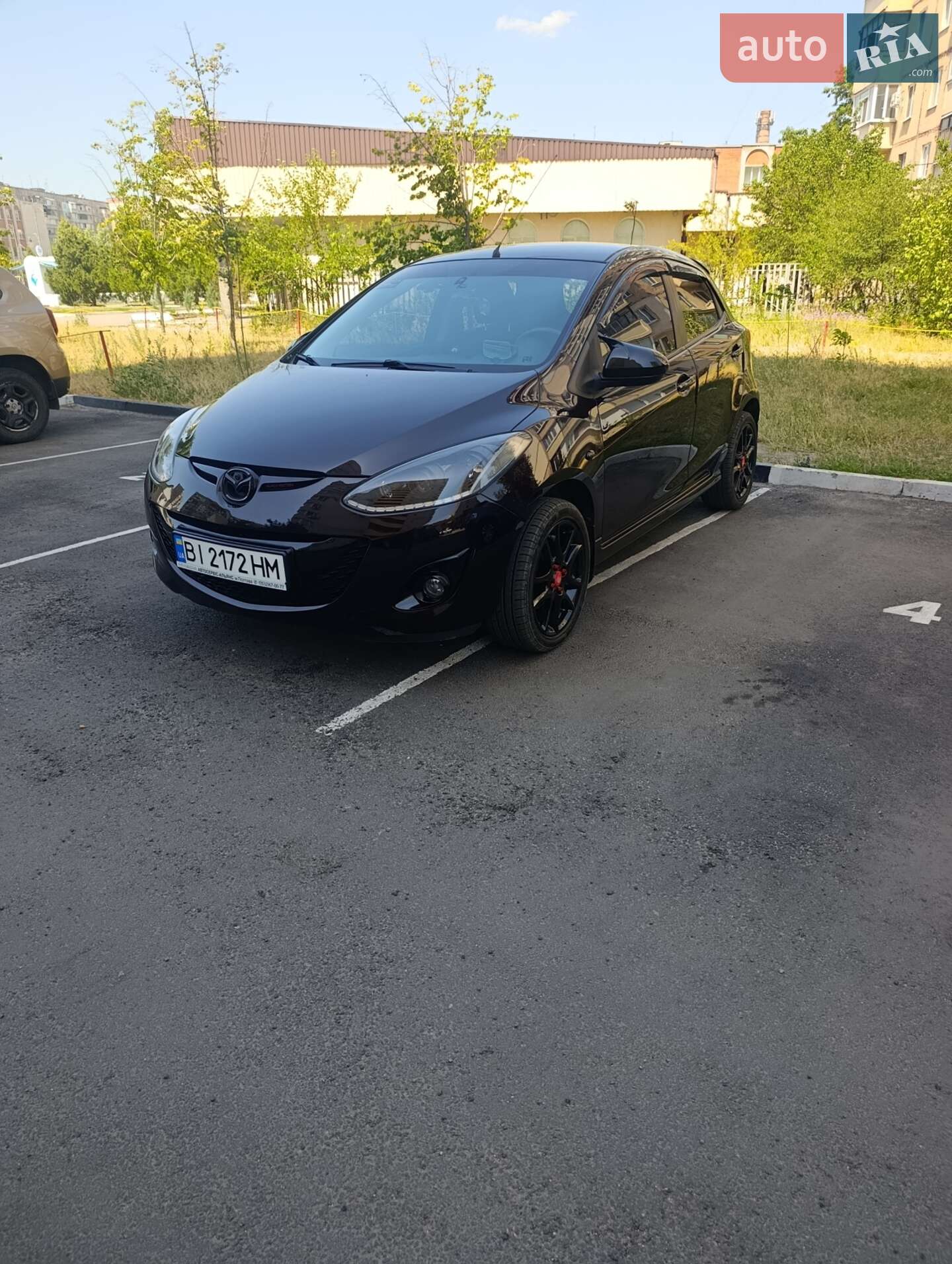 MAZDA 2 2011