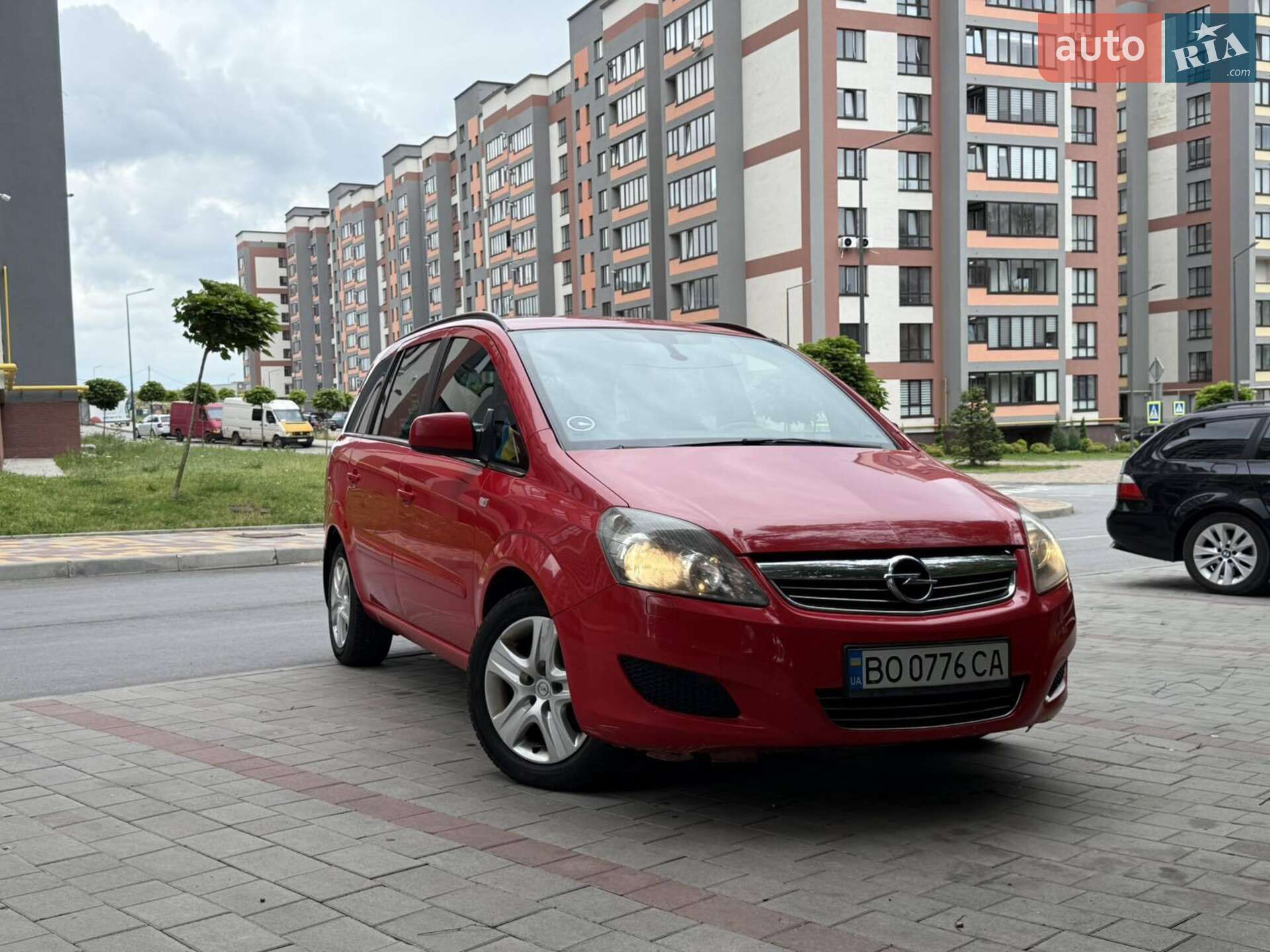 Головне фото звіту автомобіля OPEL ZAFIRA 2010