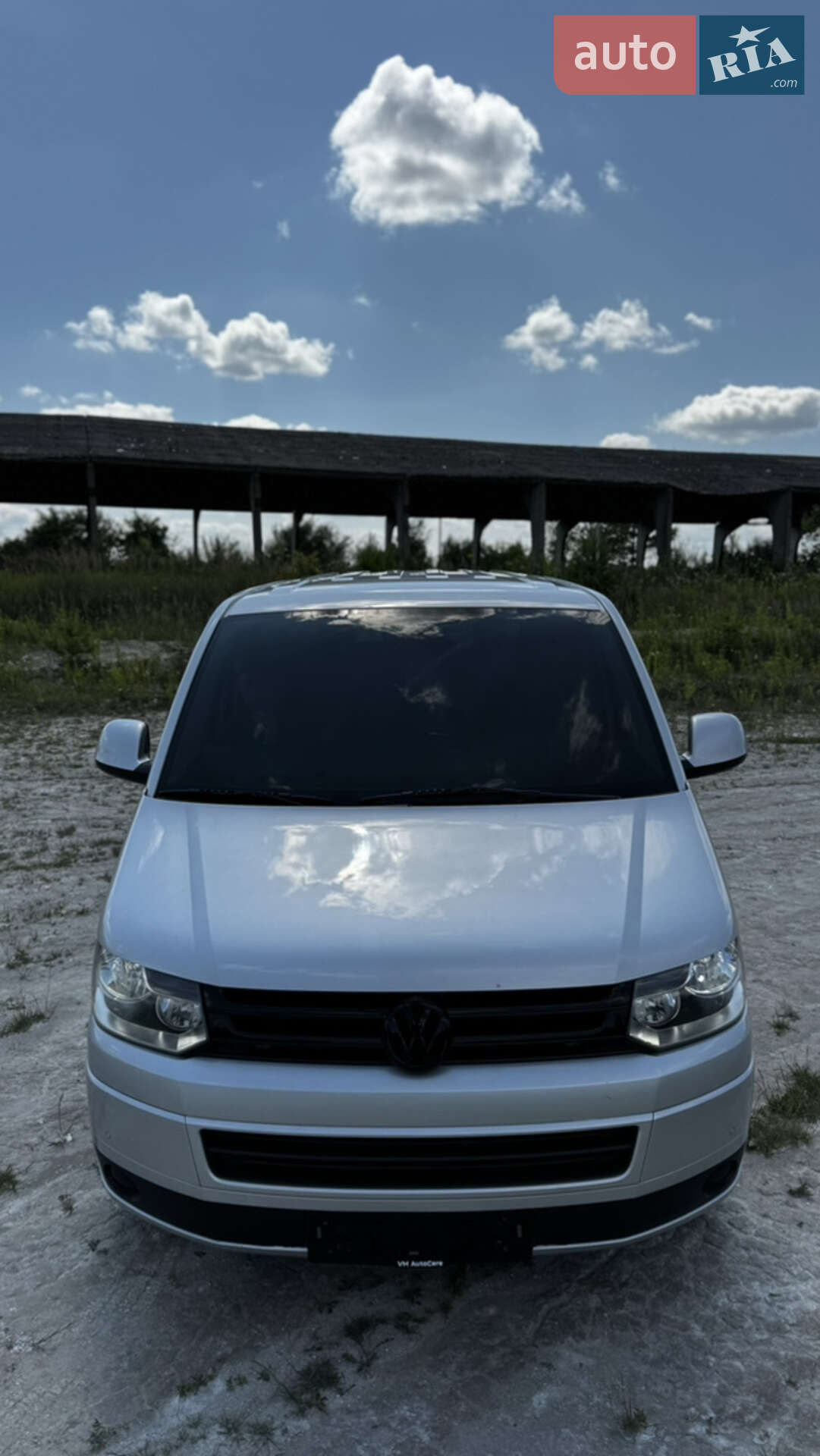 VOLKSWAGEN CARAVELLE 2011