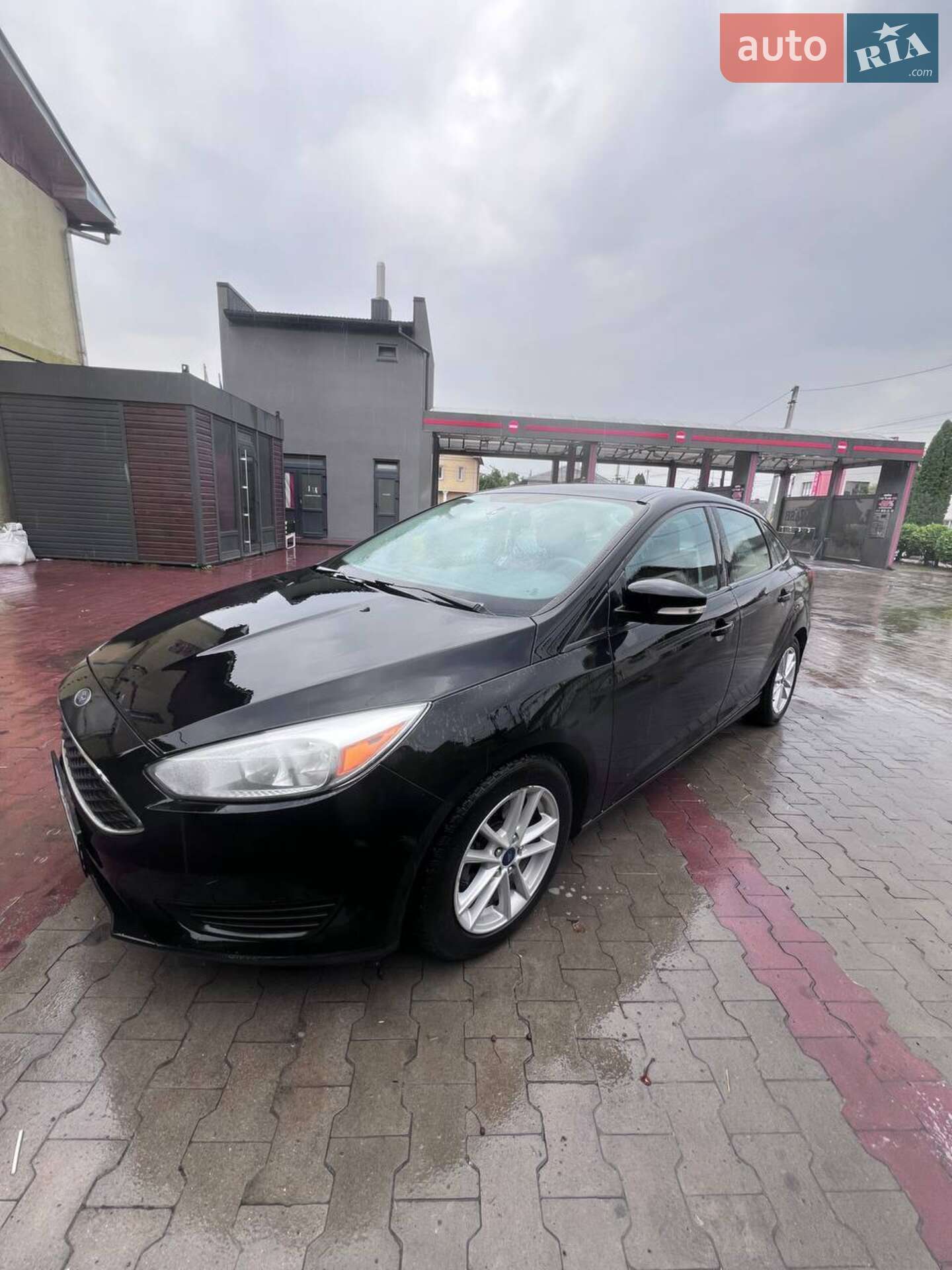 Головне фото звіту автомобіля FORD FOCUS 2017