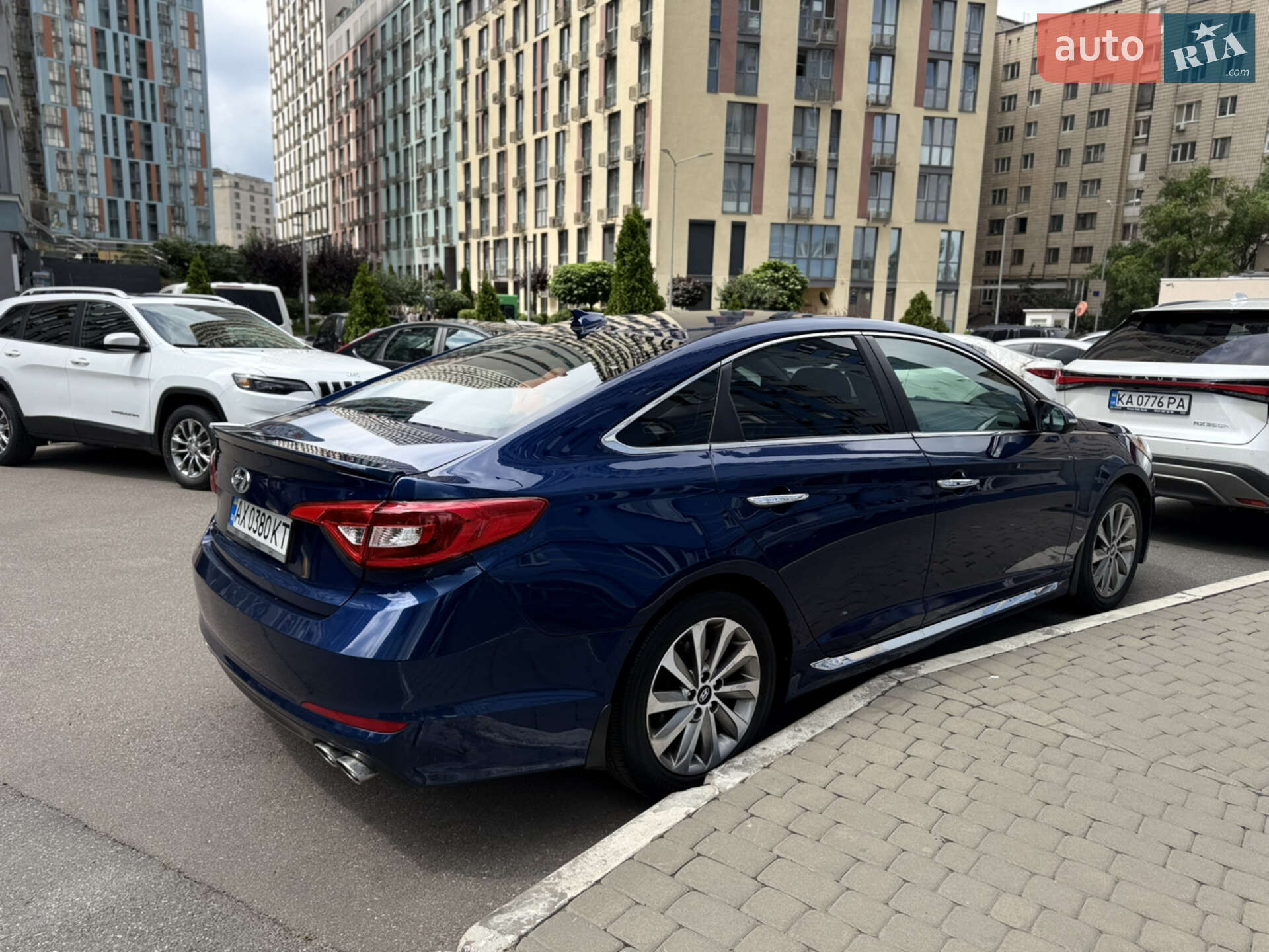 HYUNDAI SONATA