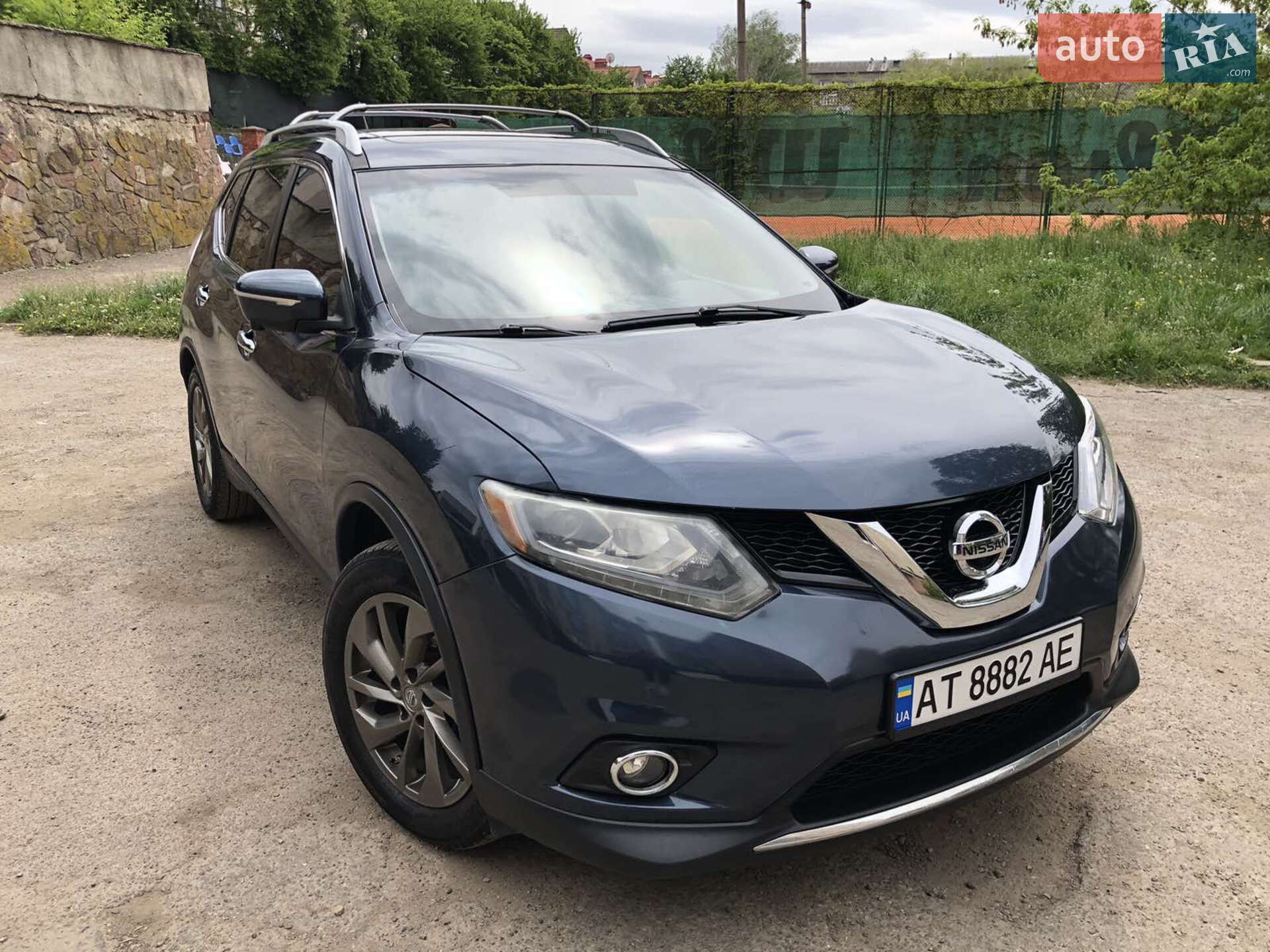 Головне фото звіту автомобіля NISSAN ROGUE 2015