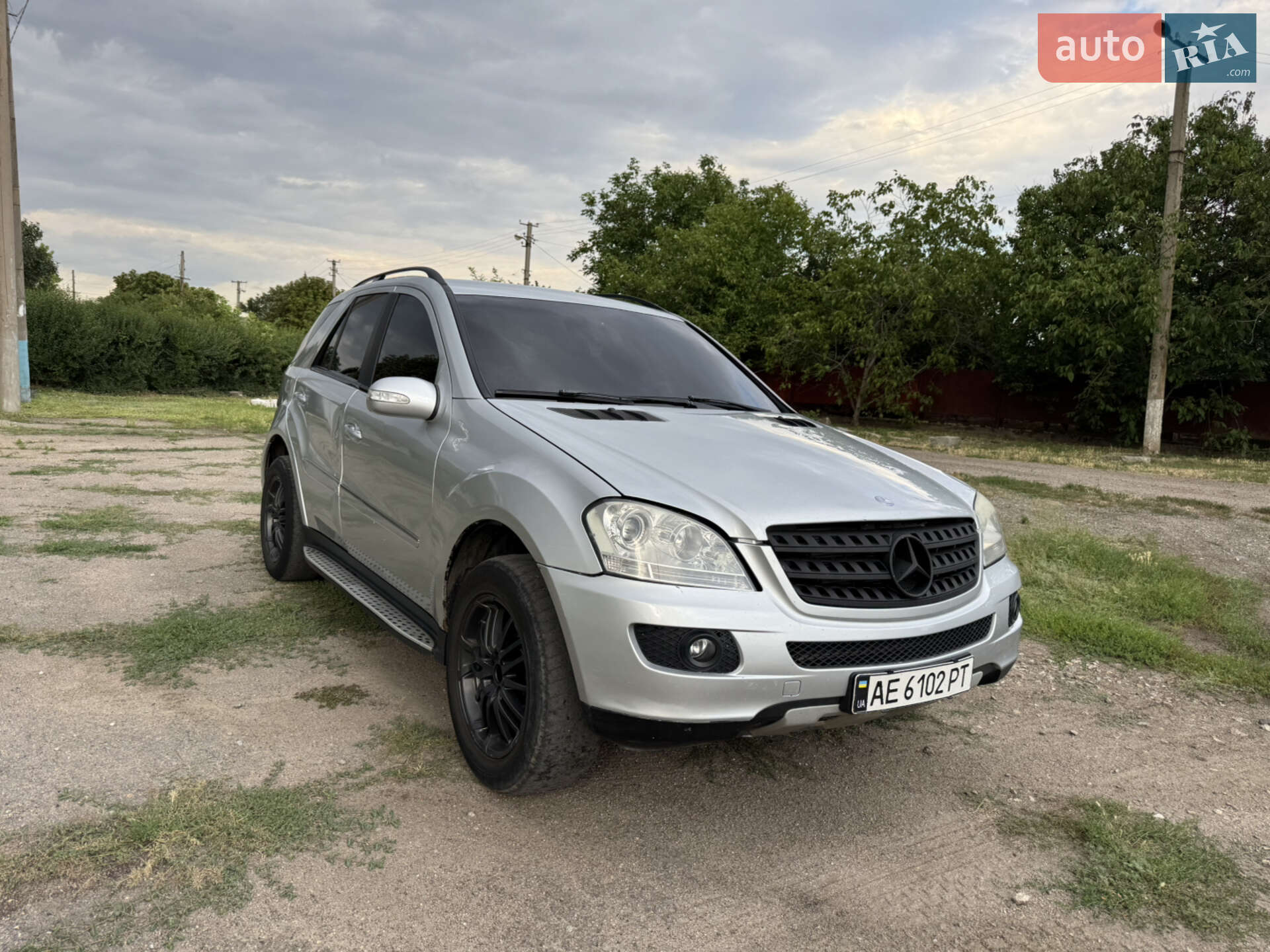 Головне фото звіту автомобіля MERCEDES-BENZ ML 350 2006